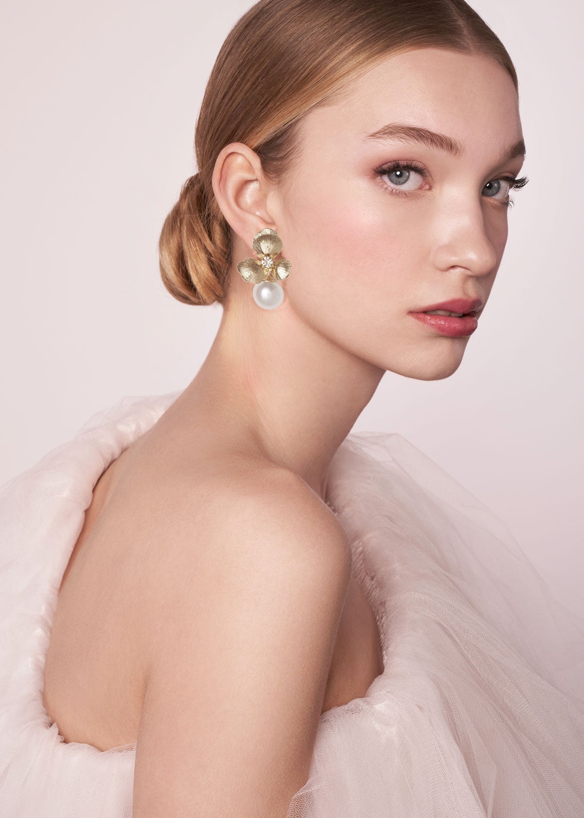 Elizabeth Bower Royal Orchid Perlen Ohrstecker Gold