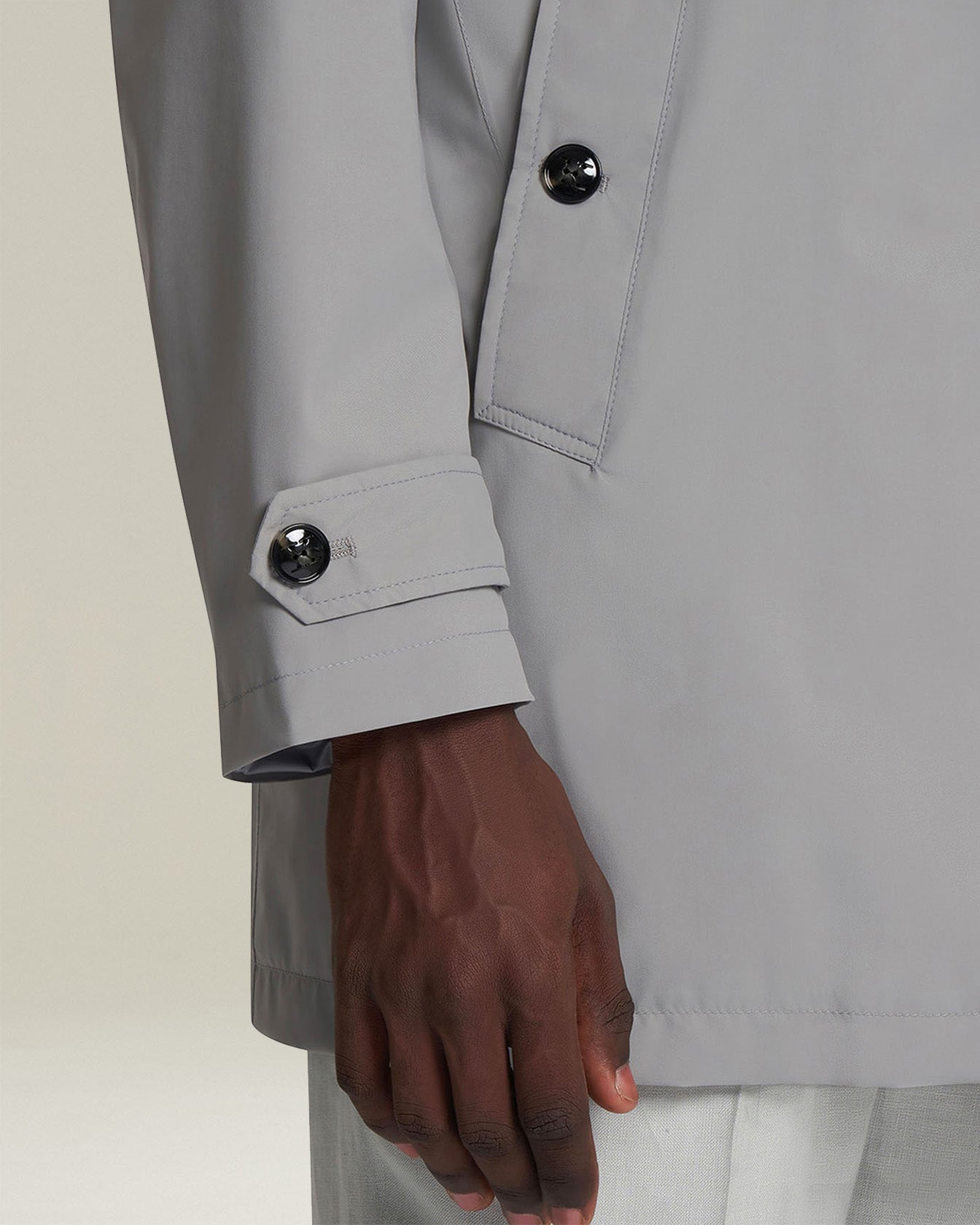 Kiton Outerwear Soprabito Trenchcoat Grau Seide