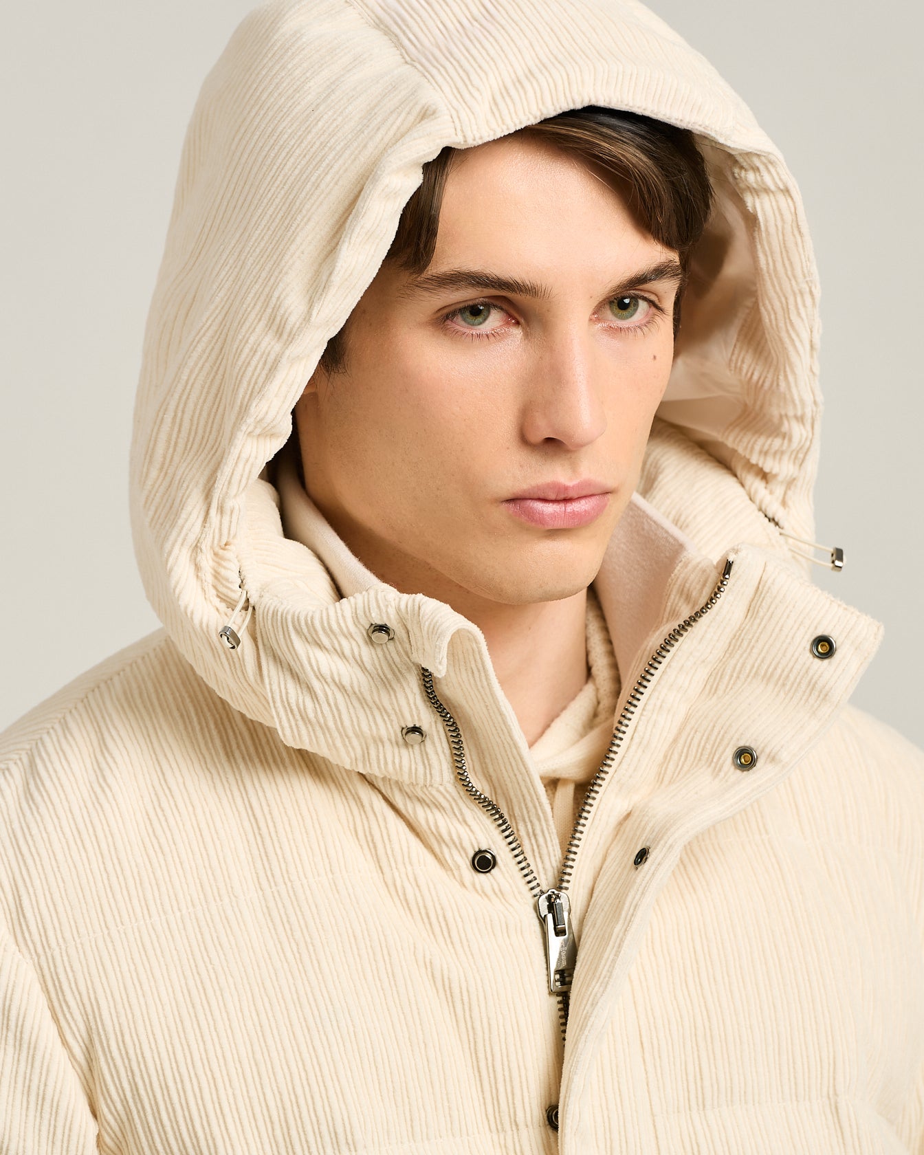 Kiton Outerwear Padded Bomber Cordjacke Ivory wattiert