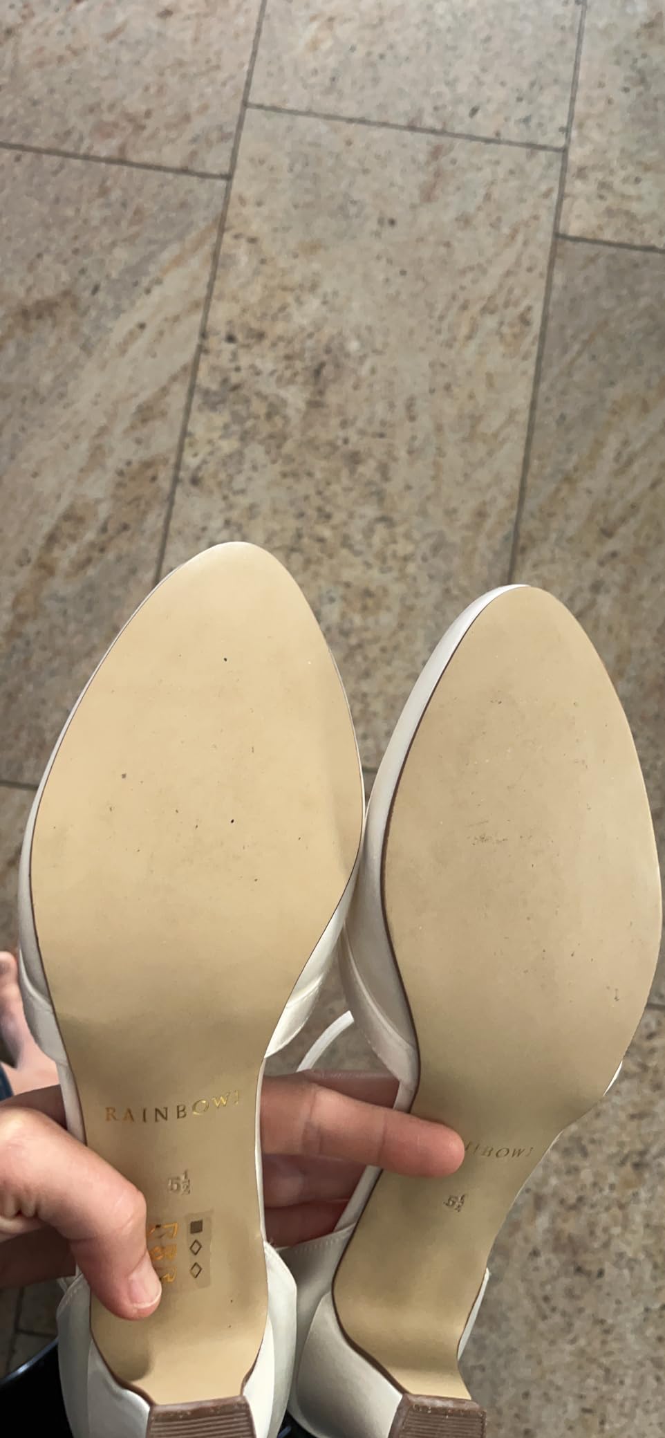 Rainbow Club Anika Pumps Brautschuhe Ivory Satin 5 cm