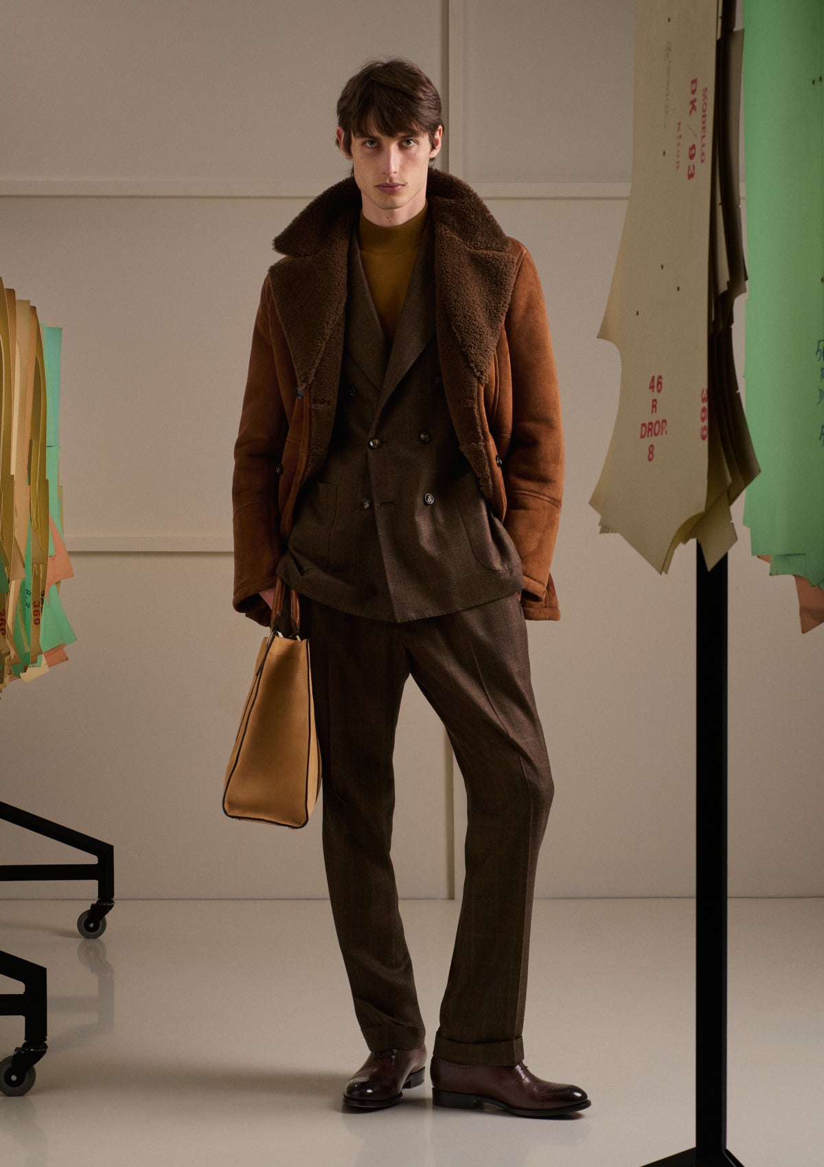 Kiton Mantel Lammfell braun zweireihig warm