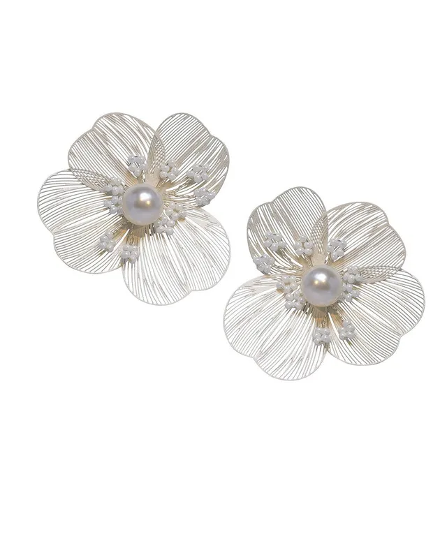 Elizabeth Bower Orchid Floral Ohrstecker Matt Silber Perlen