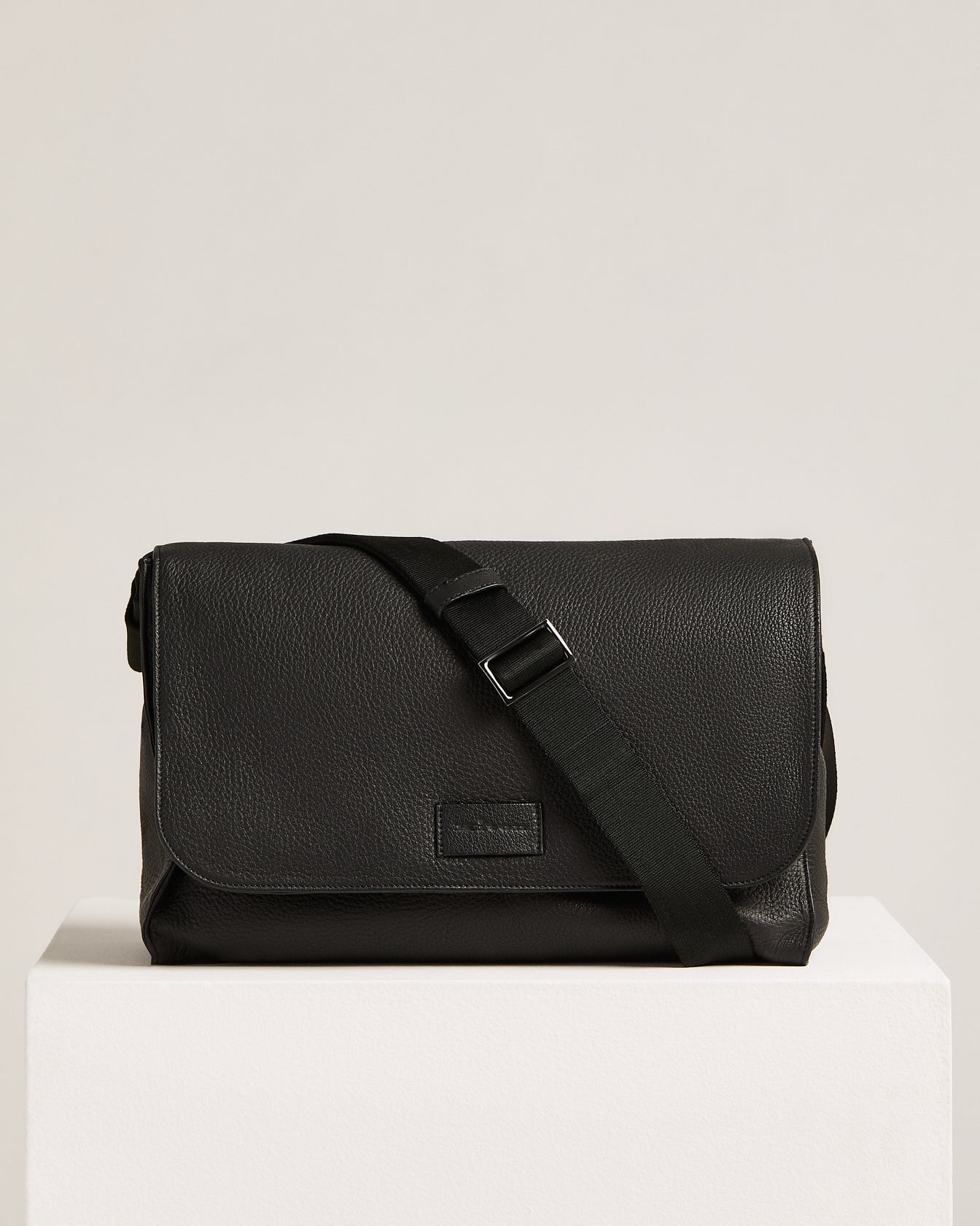 Kiton Bags Umhängetasche Hirschleder schwarz TU