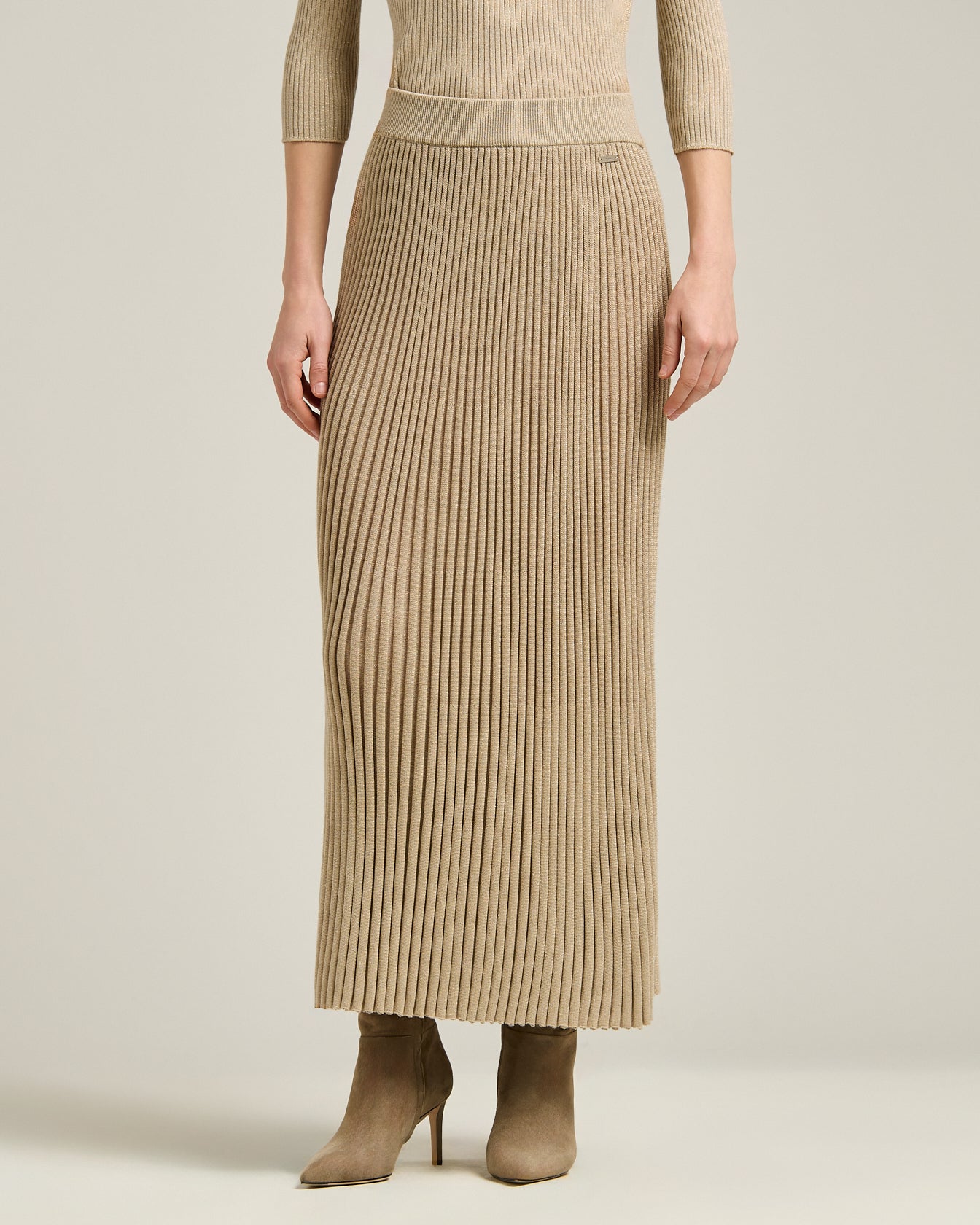 Kiton Rock Wolle-Lamé Beige plissiert lang Gr. 40