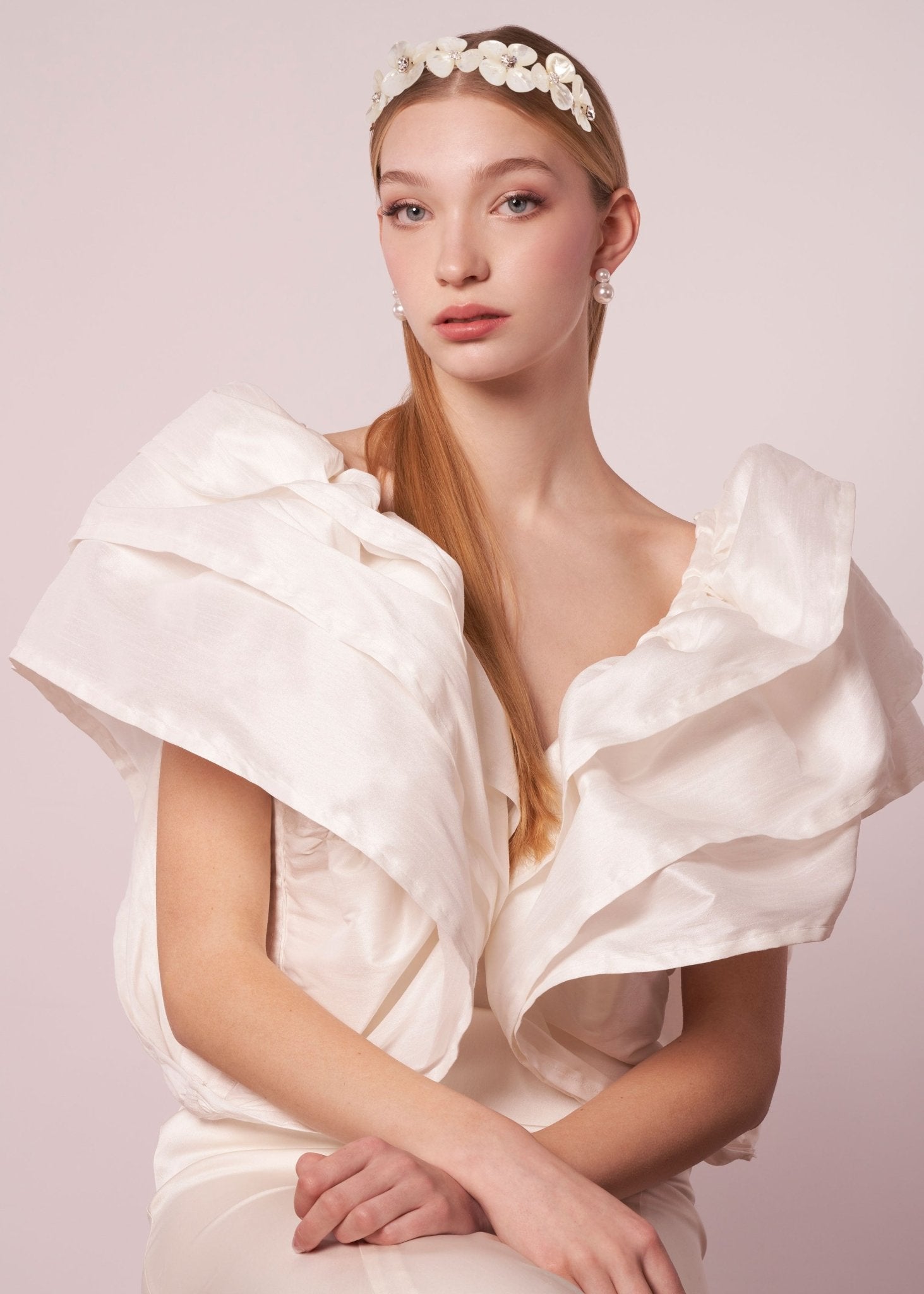 Elizabeth Bower Petal Haarband Gold Perle 165mm