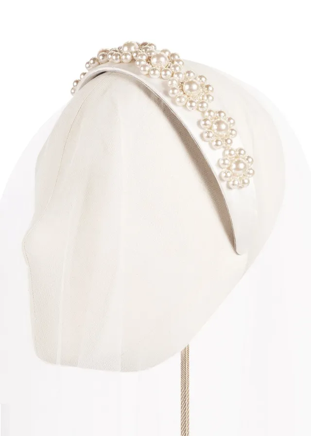 Elizabeth Bower Pearl Rosette Haarreif Perlen Satin