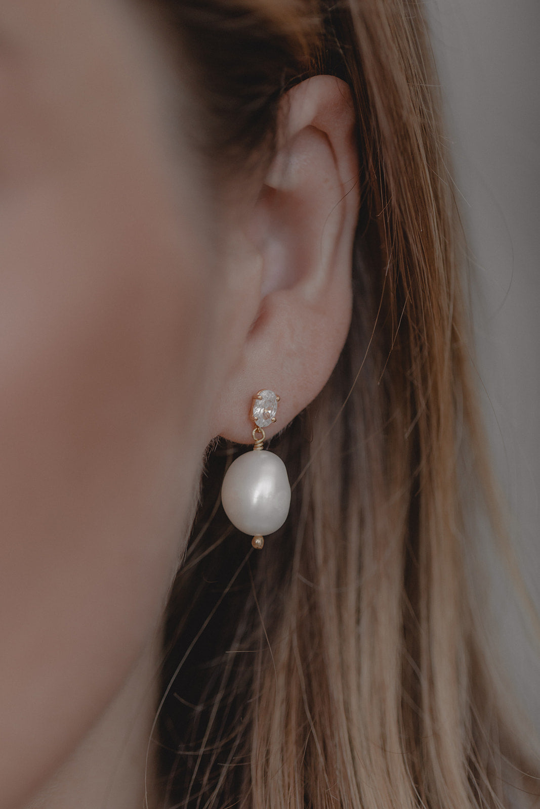 Juvelan Joelle Perlenohrringe Silber Kristall 2,5 cm