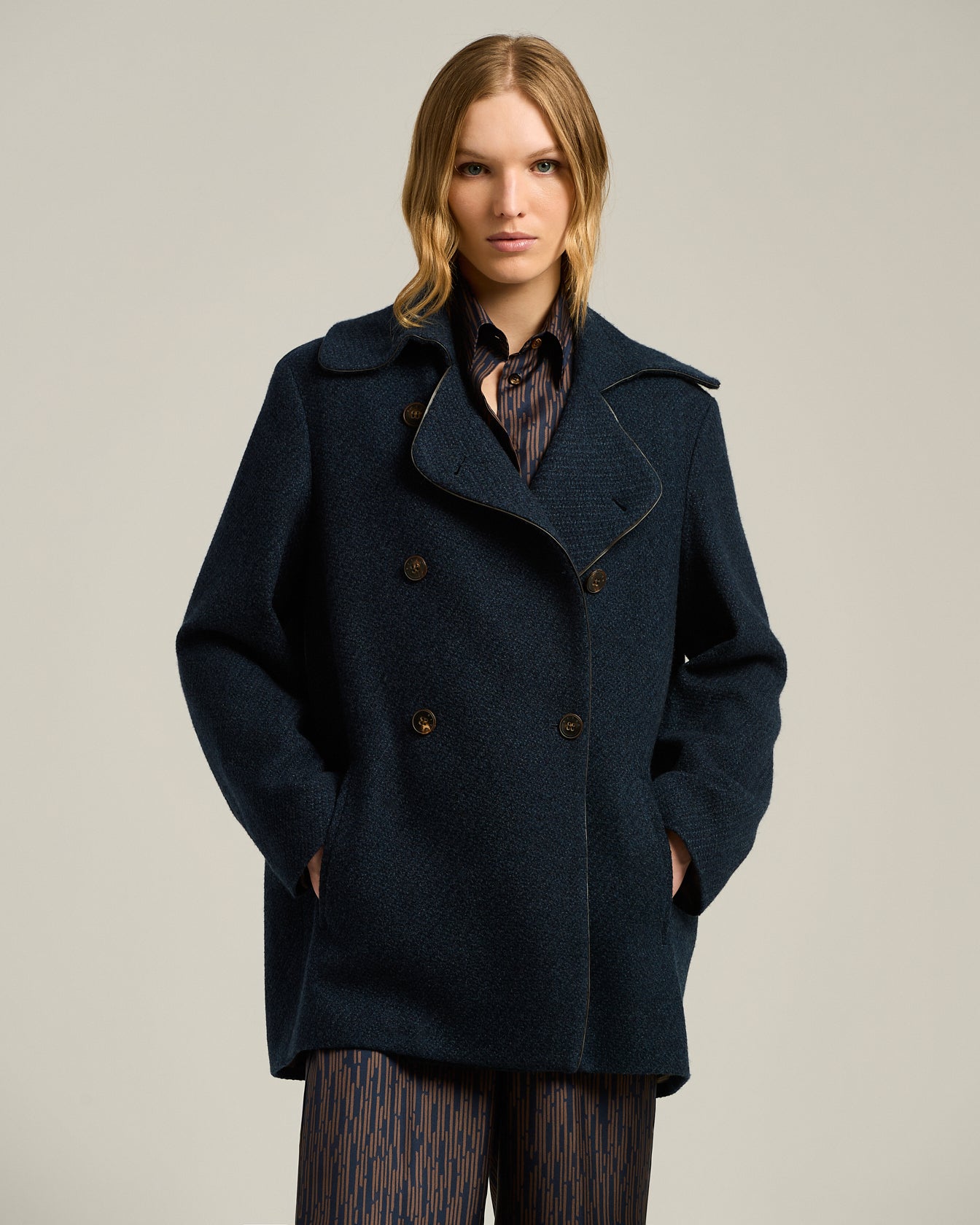 Kiton Blue Cashmere Peacoat Mantel Blau 40