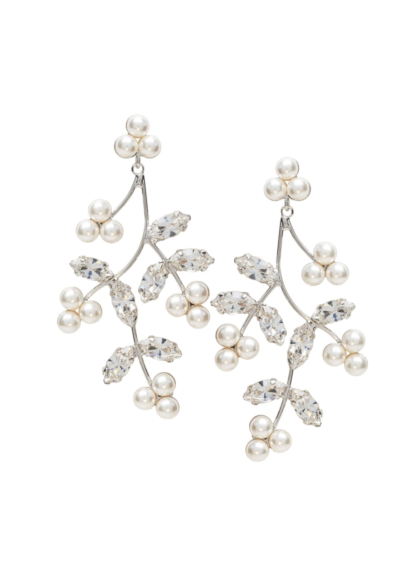 Elizabeth Bower Pearl Triplet Cluster Ohrringe Perlen
