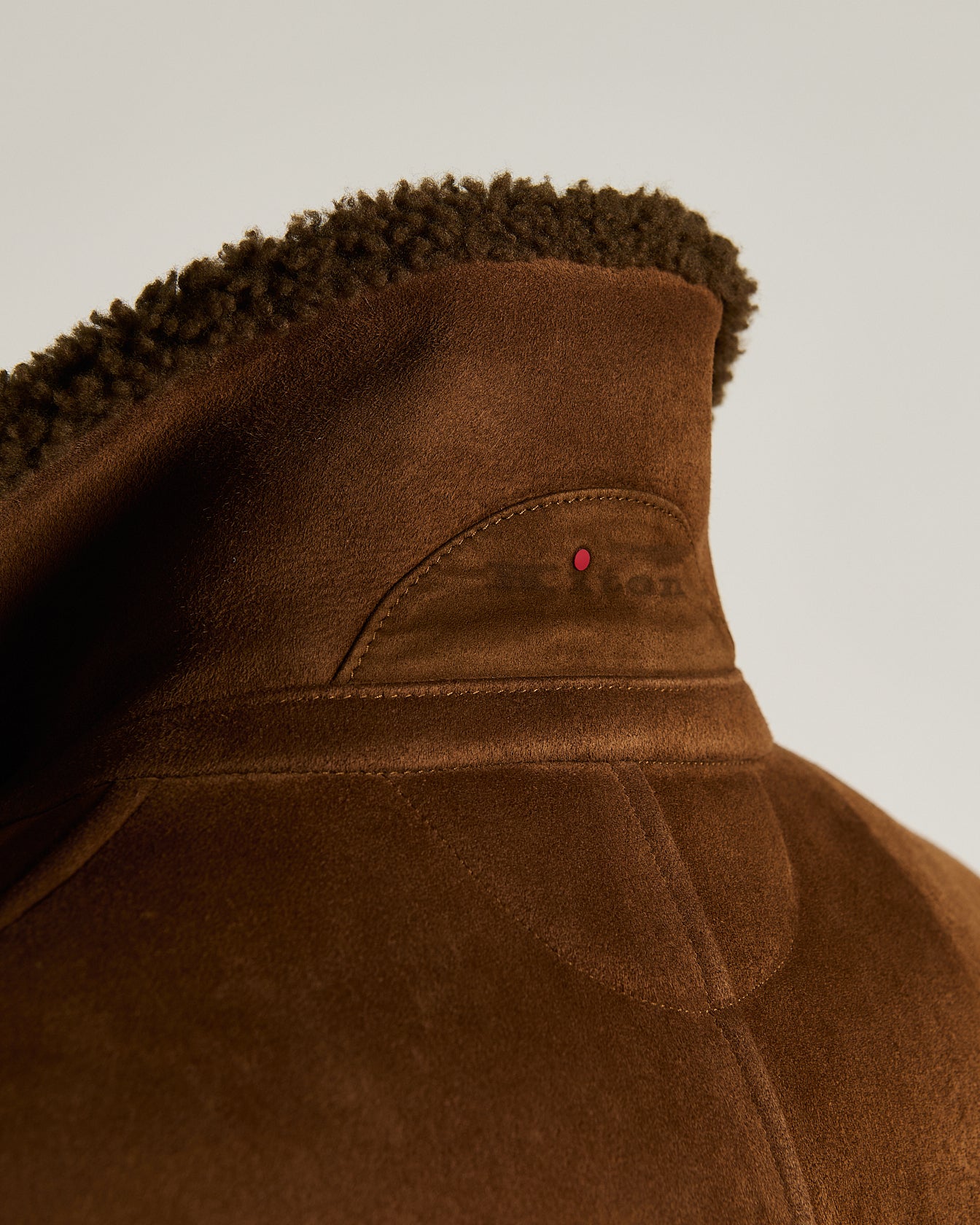 Kiton Mantel Lammfell braun zweireihig warm