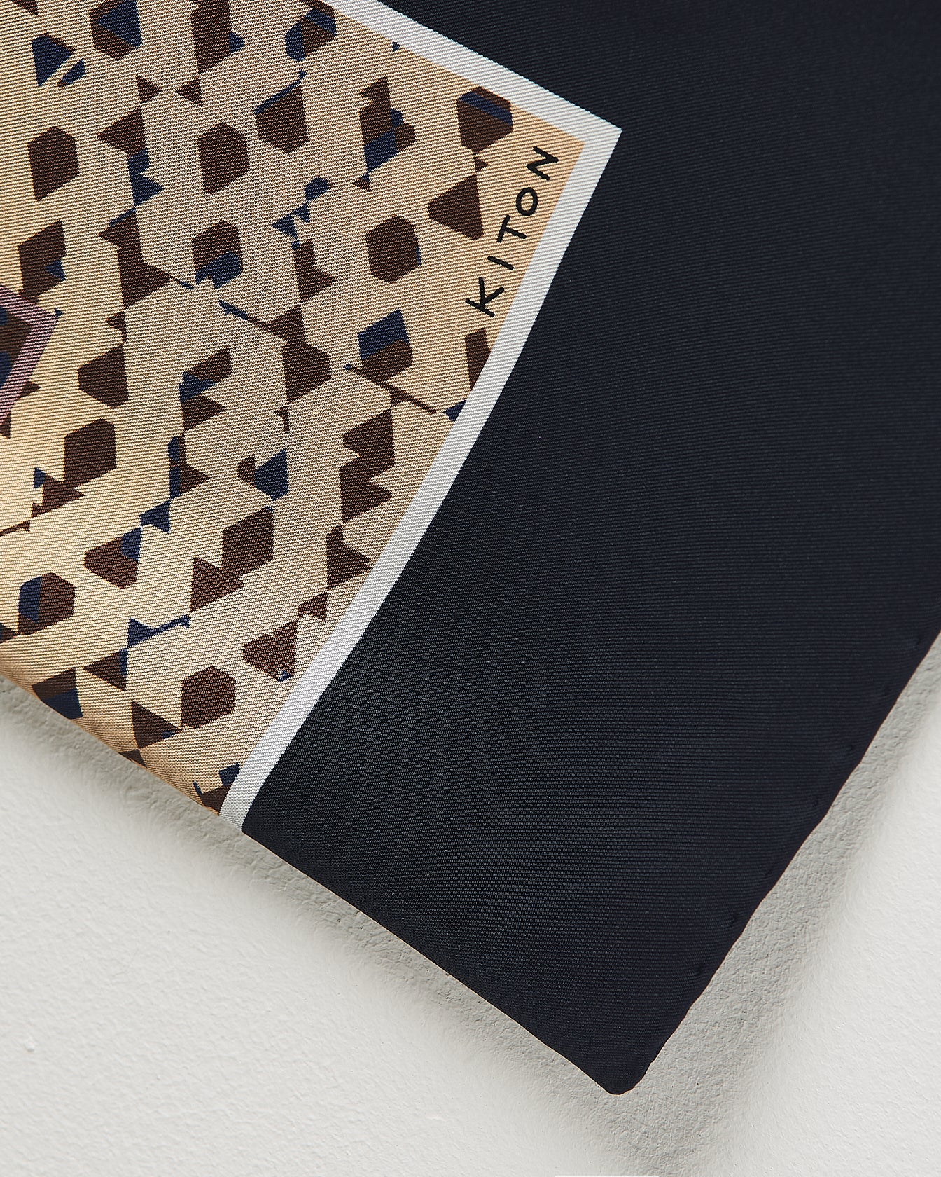 Kiton 90x90 Seidentuch Schal blau geometrisch Seide