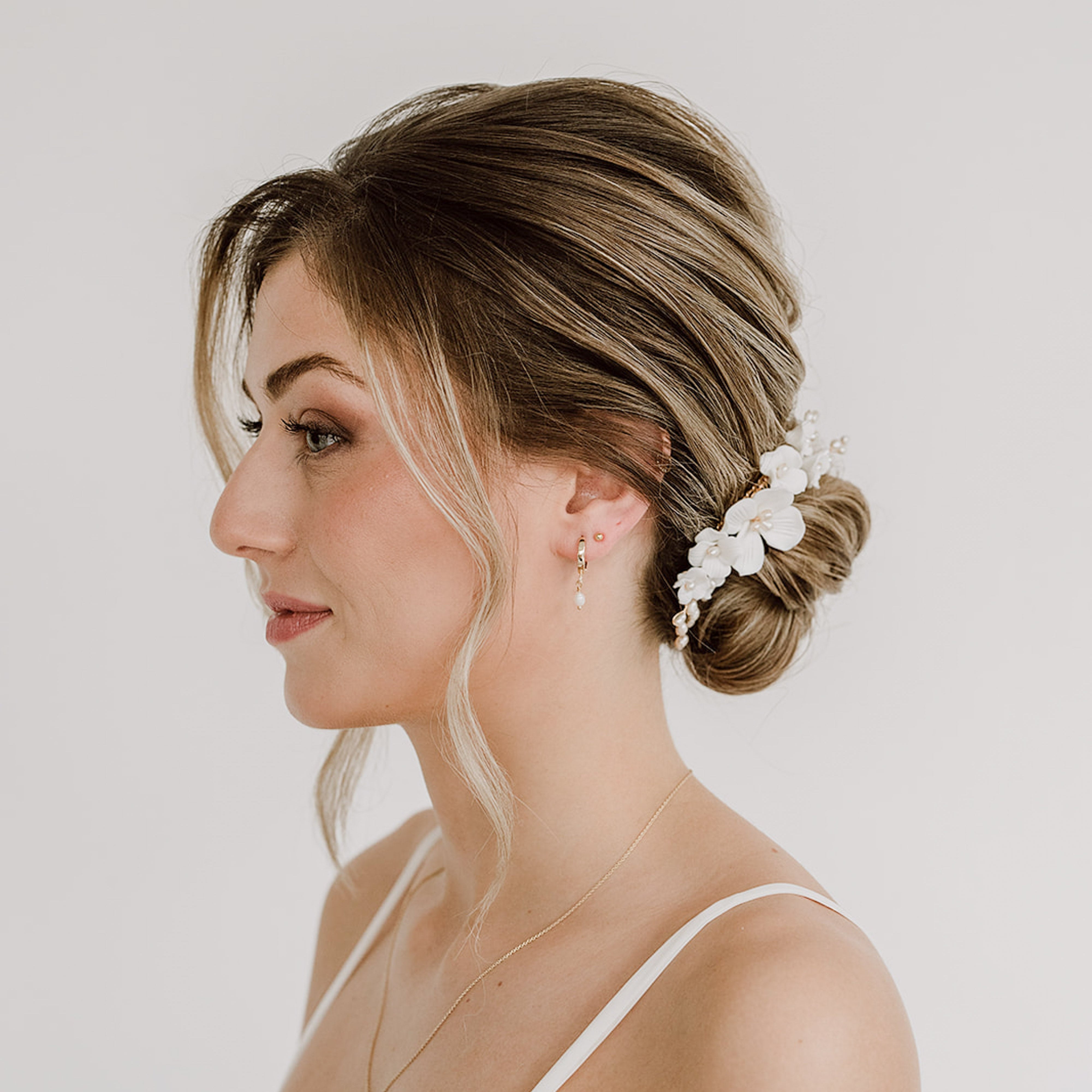 Perlenbräute Haarschmuck Coco Haarkamm Perlen Blüten