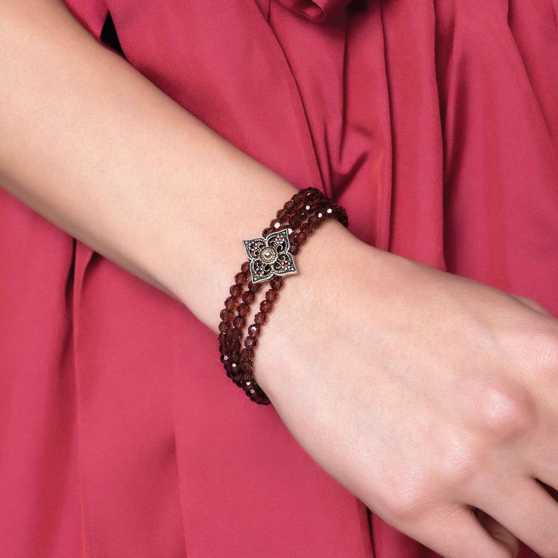 Alpenflüstern DAHEIM Louise DAB086 Perlenarmband beere 3-reihig