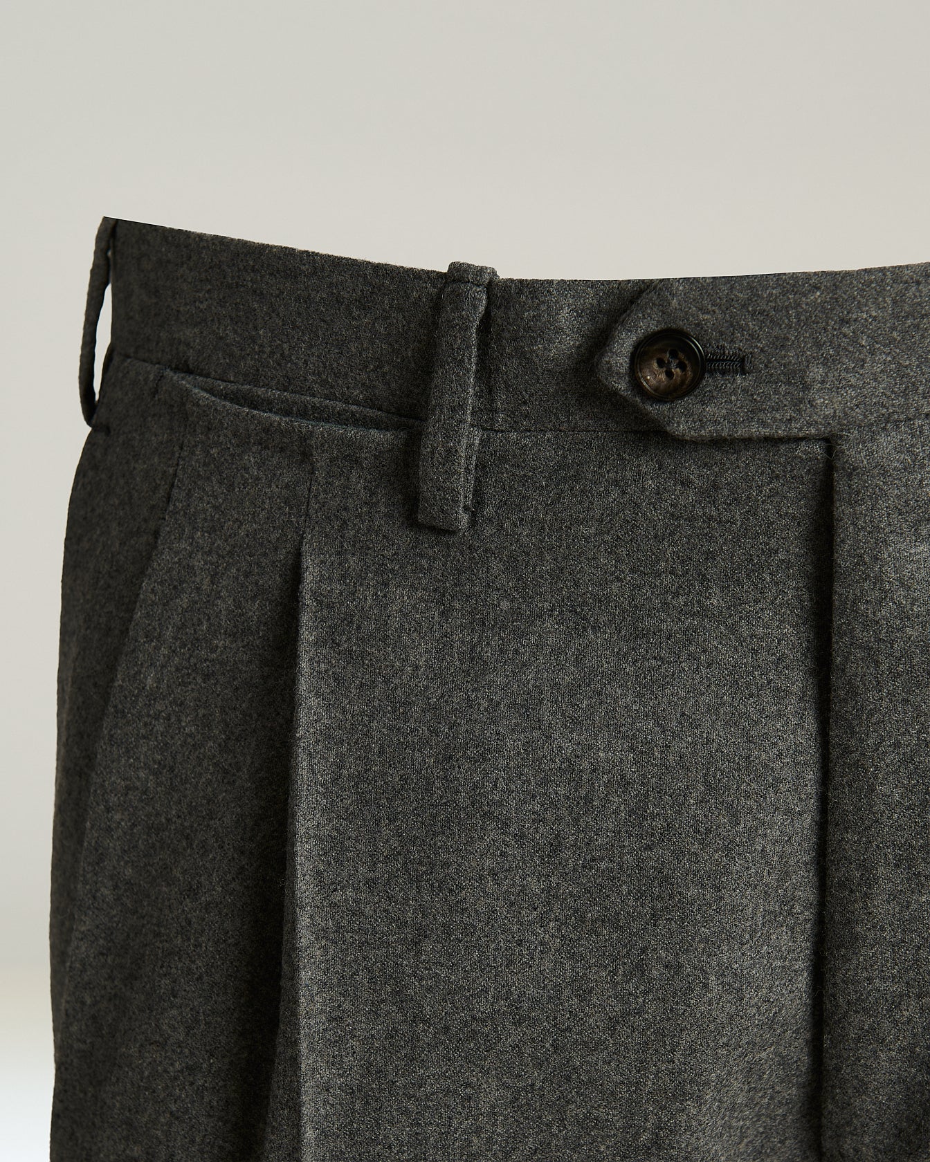 Kiton Wool Trousers Anzughose grau mit Falten