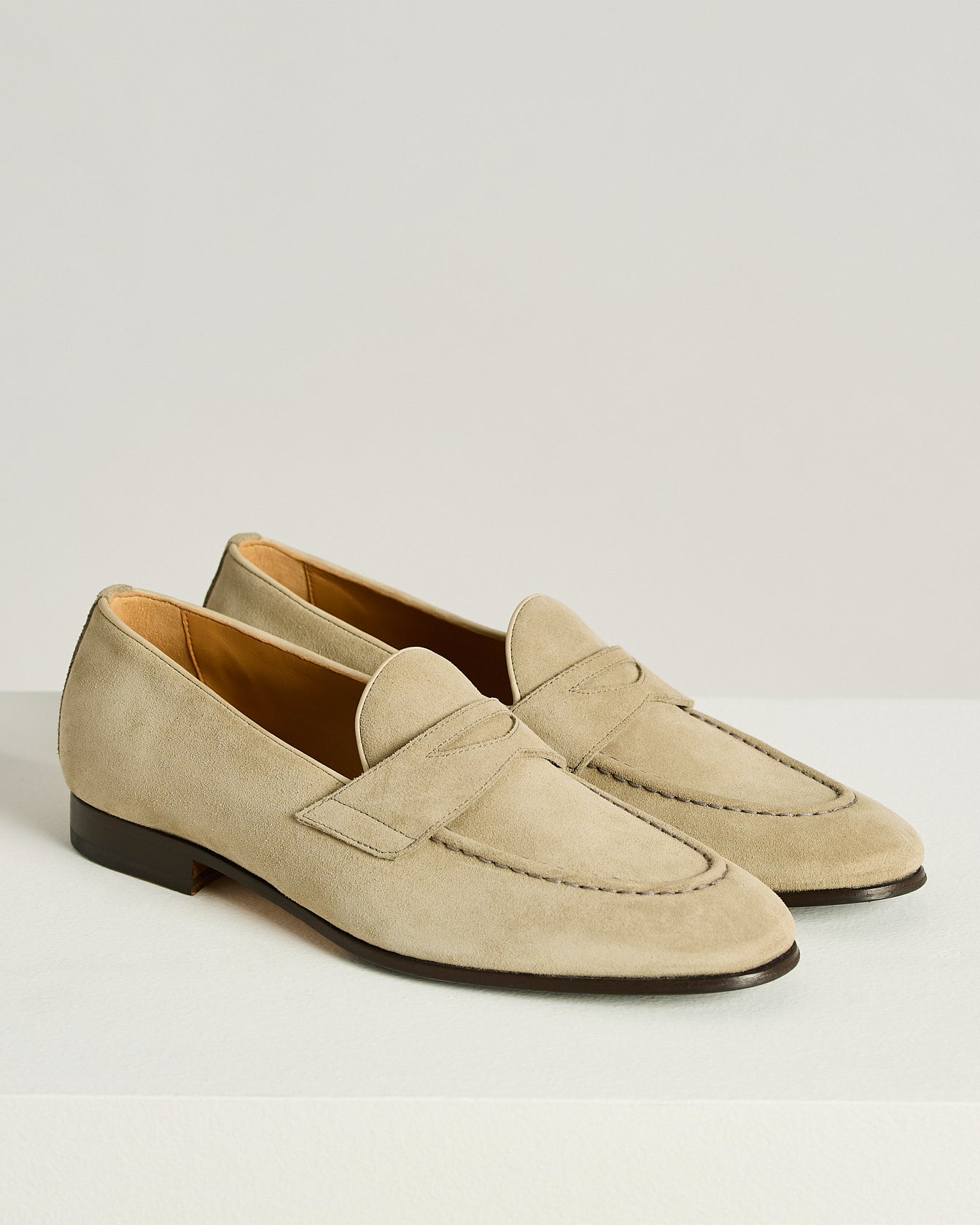 Kiton Suede Loafers Halbschuhe Hellbeige Kalbsleder