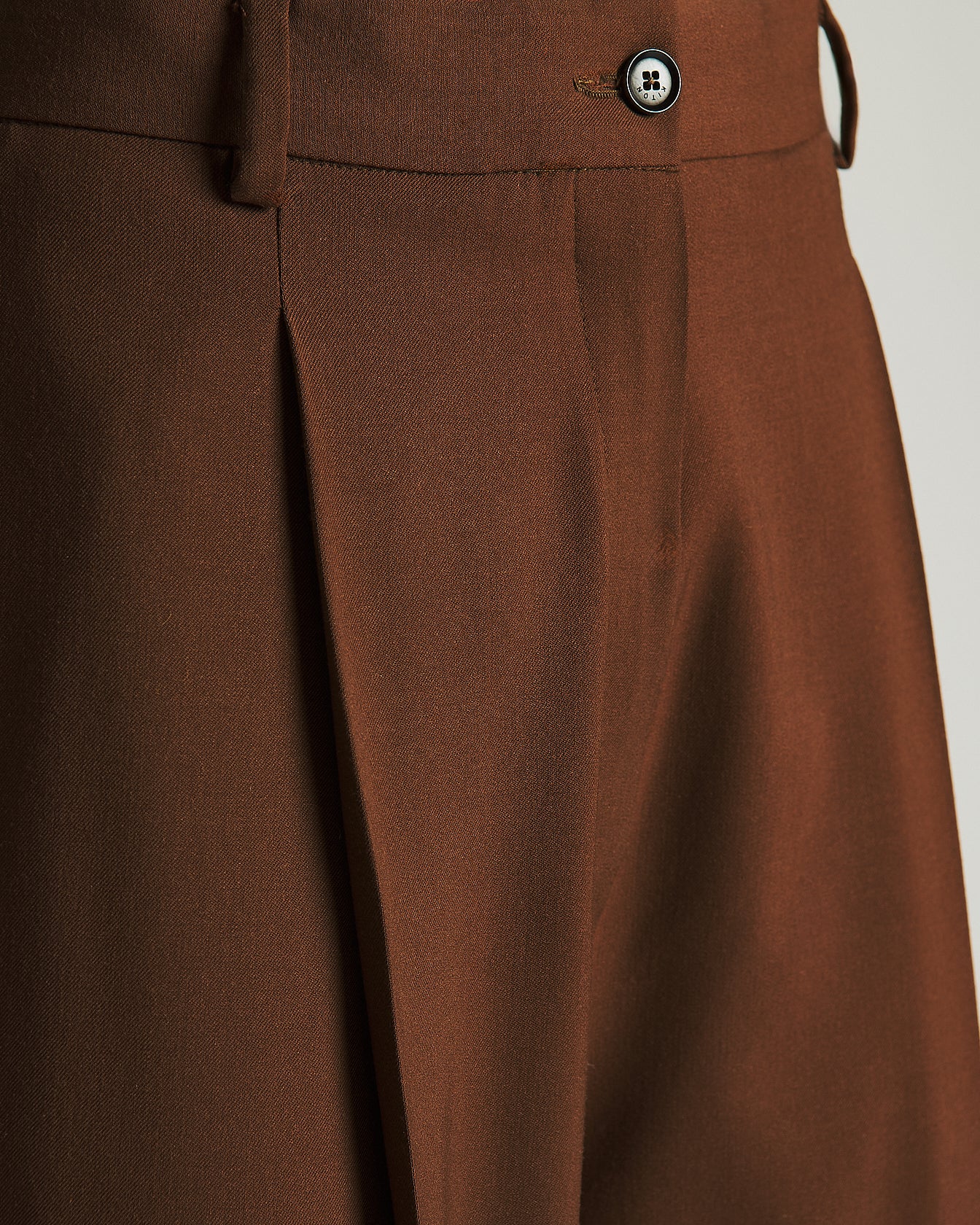 Kiton Trousers Wollhose Virgin Wolle Braun Gr. 42