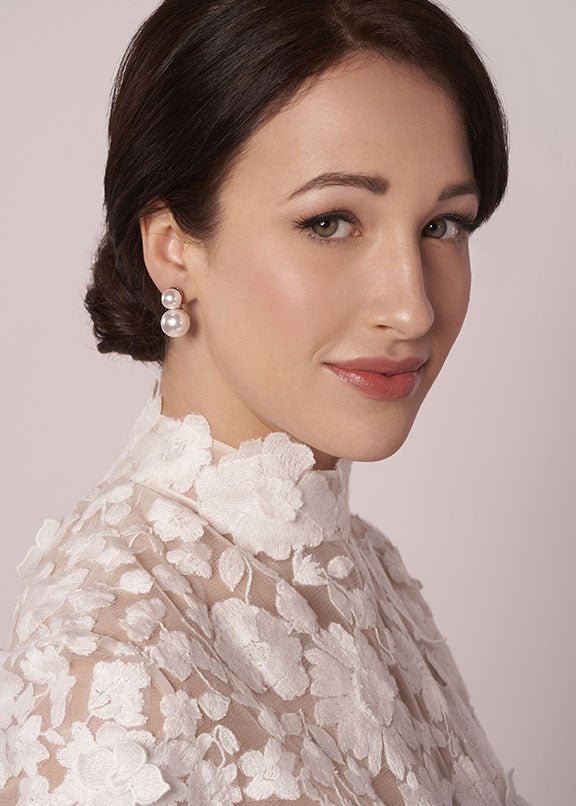 Elizabeth Bower Pearl Dublet Ohrringe Rhodium Doppelperlen Stecker