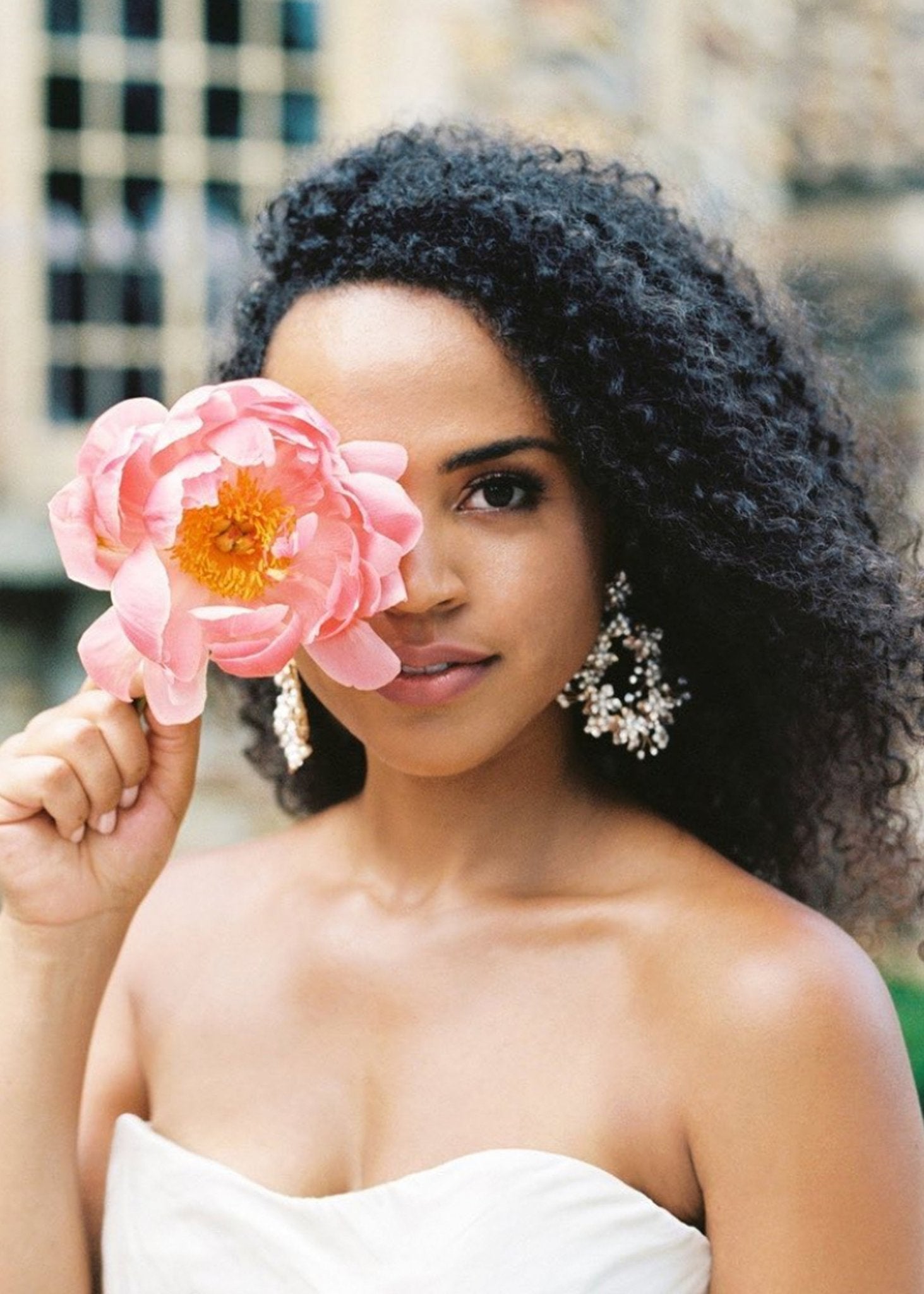 Elizabeth Bower Spring Floral Hoop Ohrringe Rhodium