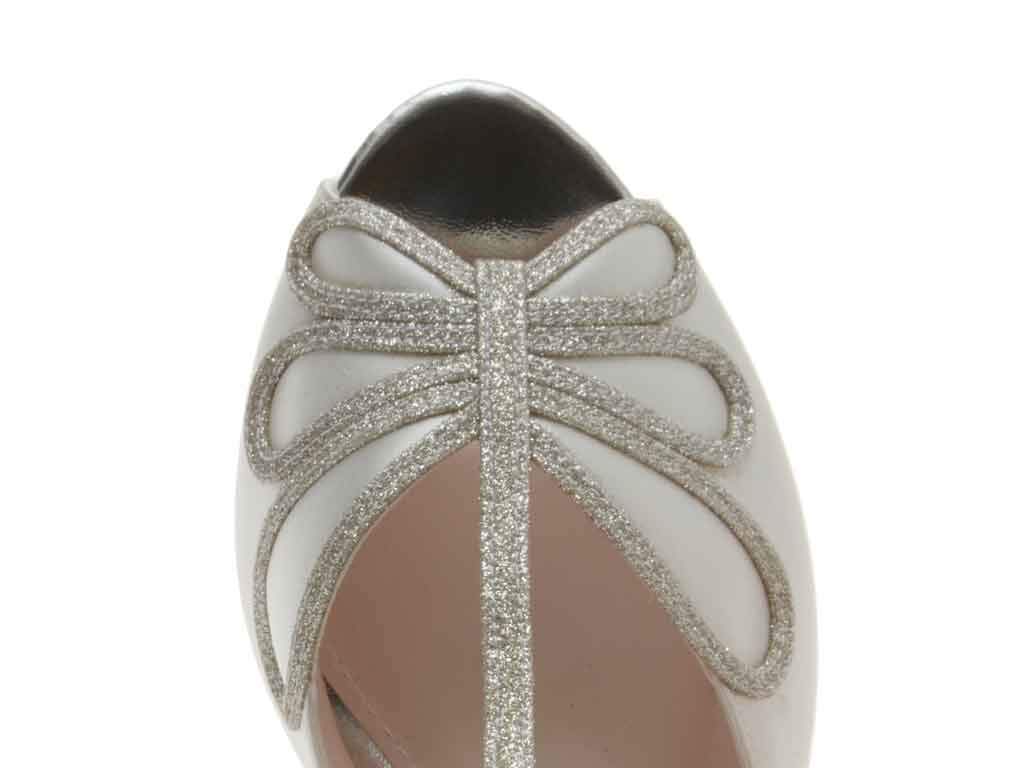 Rainbow Club Essentials Harlow Pumpe Ivory-Satin Schmetterling