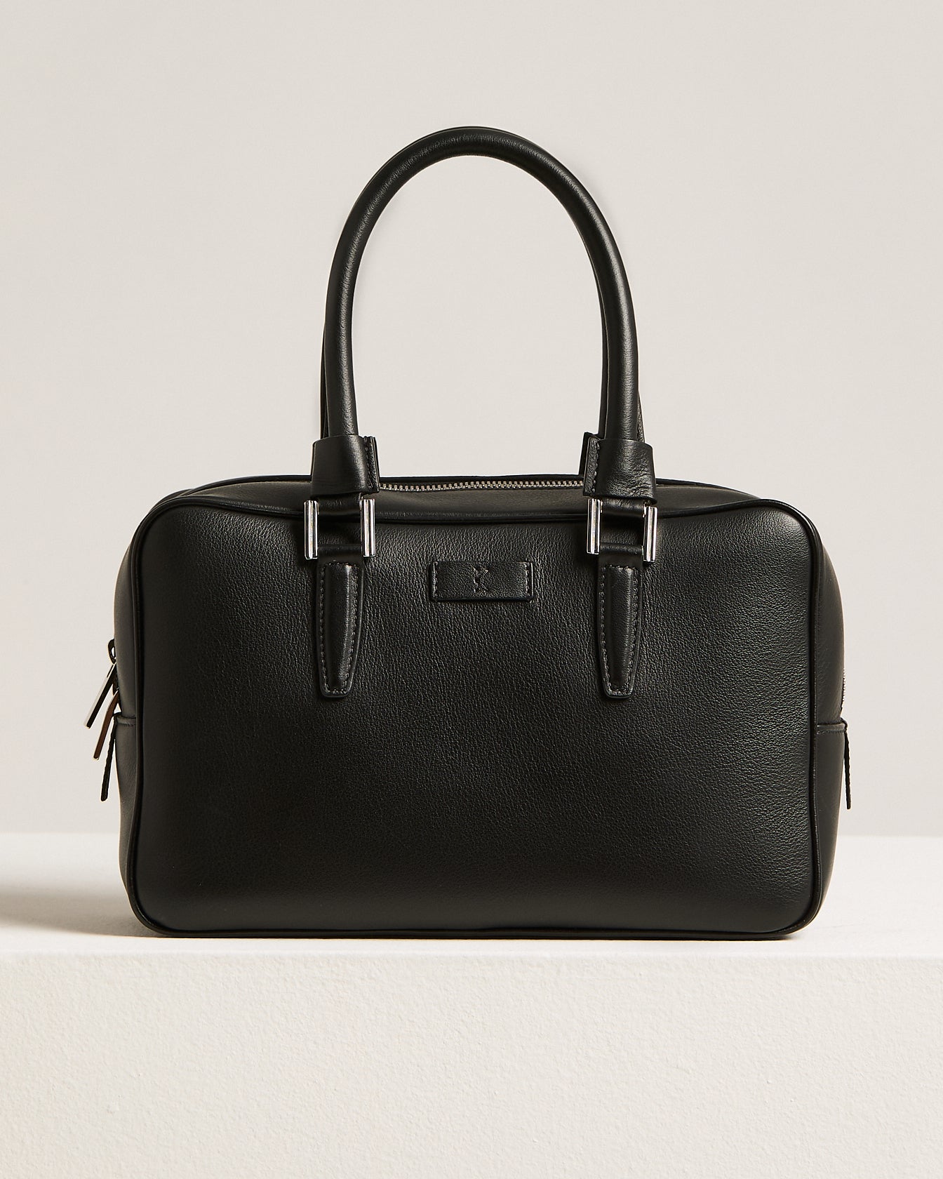 Kiton Kiss Satchel Schwarz Kalbsleder Henkel