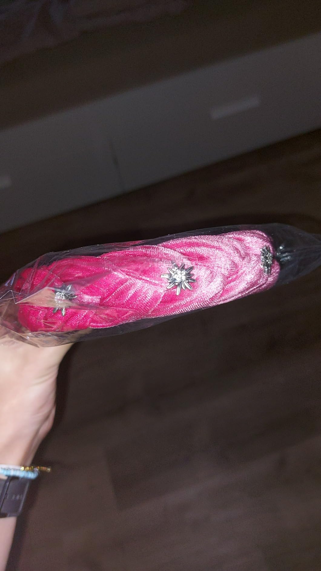 Alpenflüstern DAHEIM ADV129 Haar-Reif Rosa-Rosé Samt