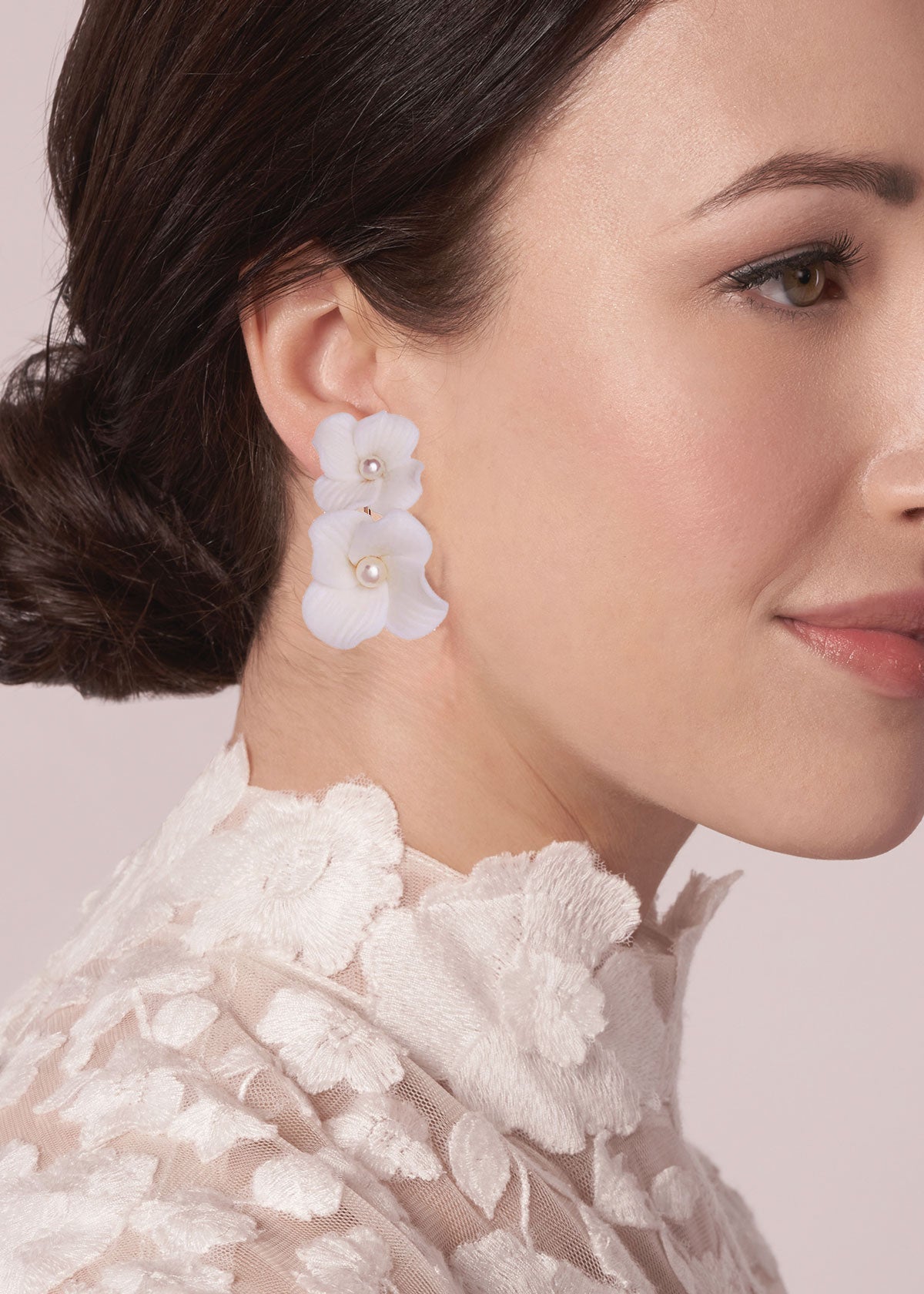 Elizabeth Bower Weiss Dublet Ohrstecker Gold Porzellan