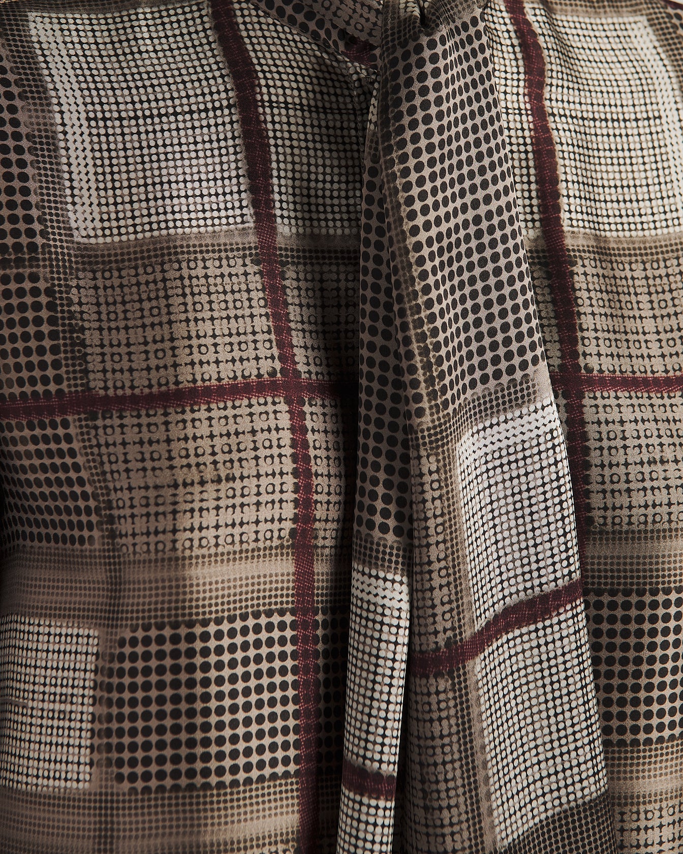 Kiton Shirts Seidenbluse Taupe Geometrie-Print 40