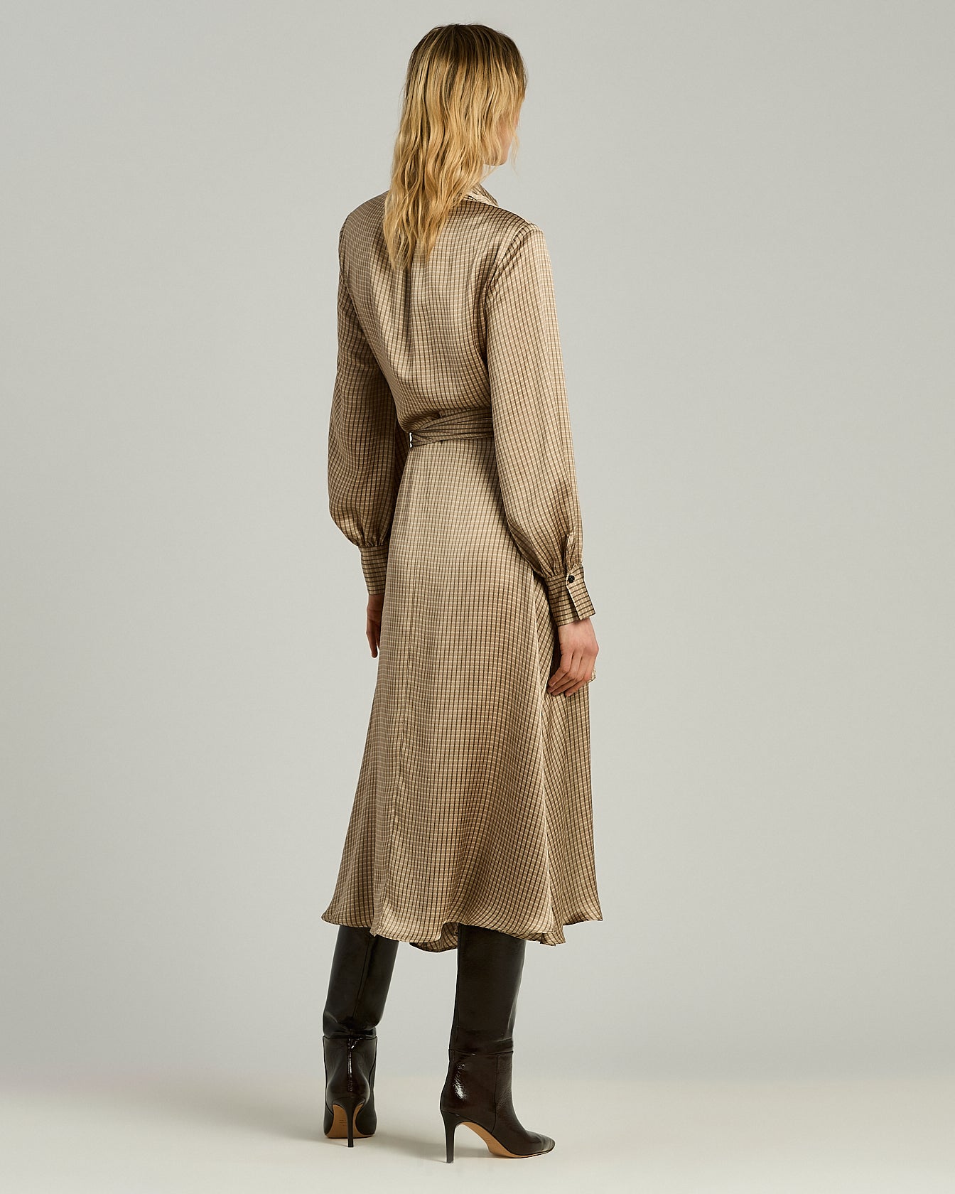 Kiton Seiden Midikleid Beige Wickelkleid mit Gürtel