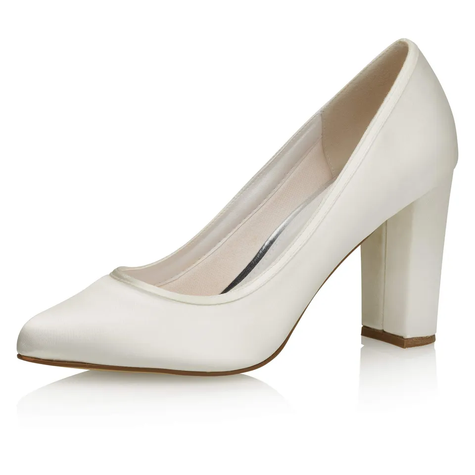 Rainbow Club Timeless Collection Kenza Pumps Ivory 8,5 cm Blockabsatz