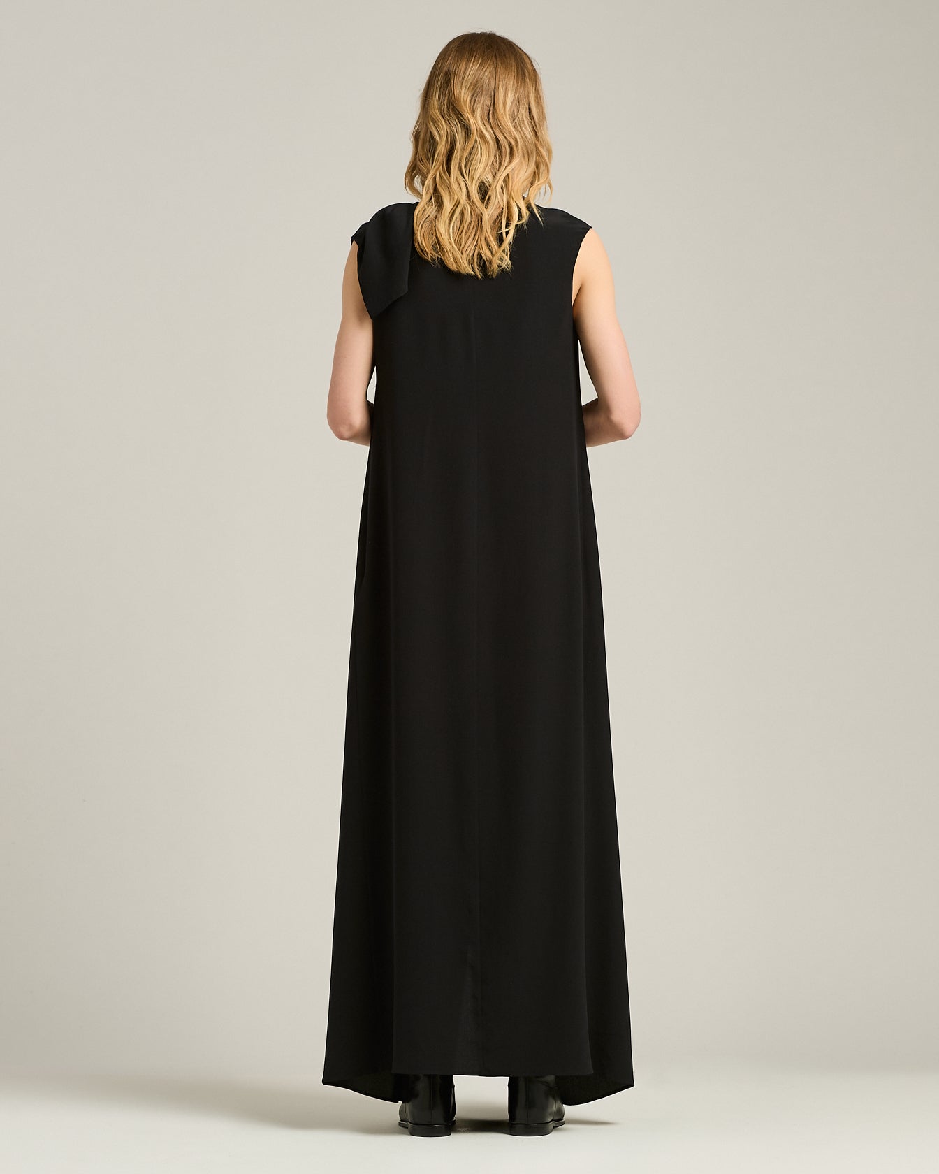 Kiton Black Draped Dress Kleid Seide Schwarz Schlitz