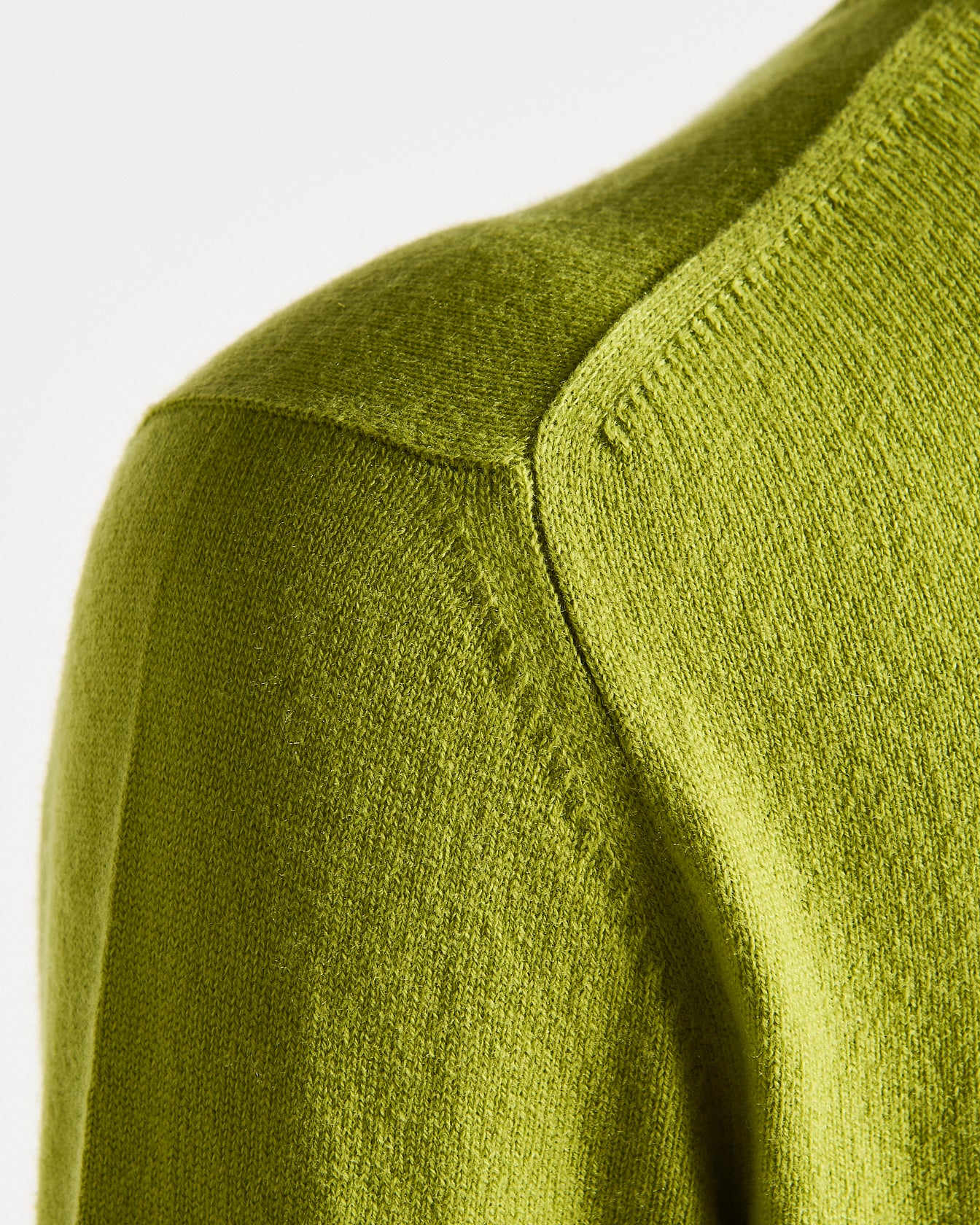 Kiton Knitwear Kaschmir Pullover limettengrün Rundhals