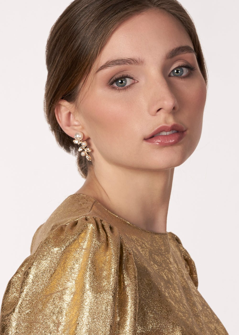Elizabeth Bower Pearllum Braut Ohrstecker Gold Perlen 35mm