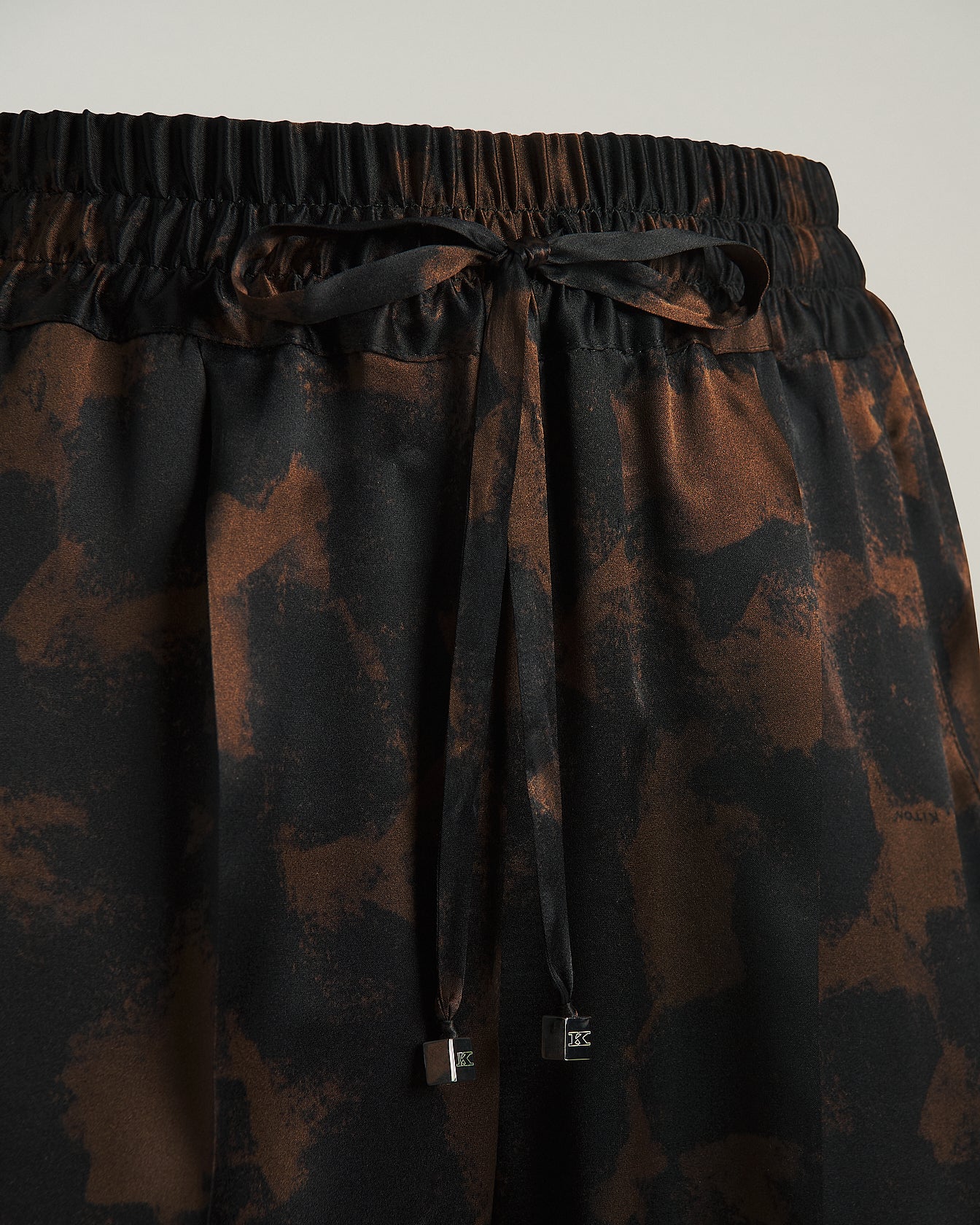Kiton Seidenhose Braun Abstract-Print Wide-Leg Gr. 40