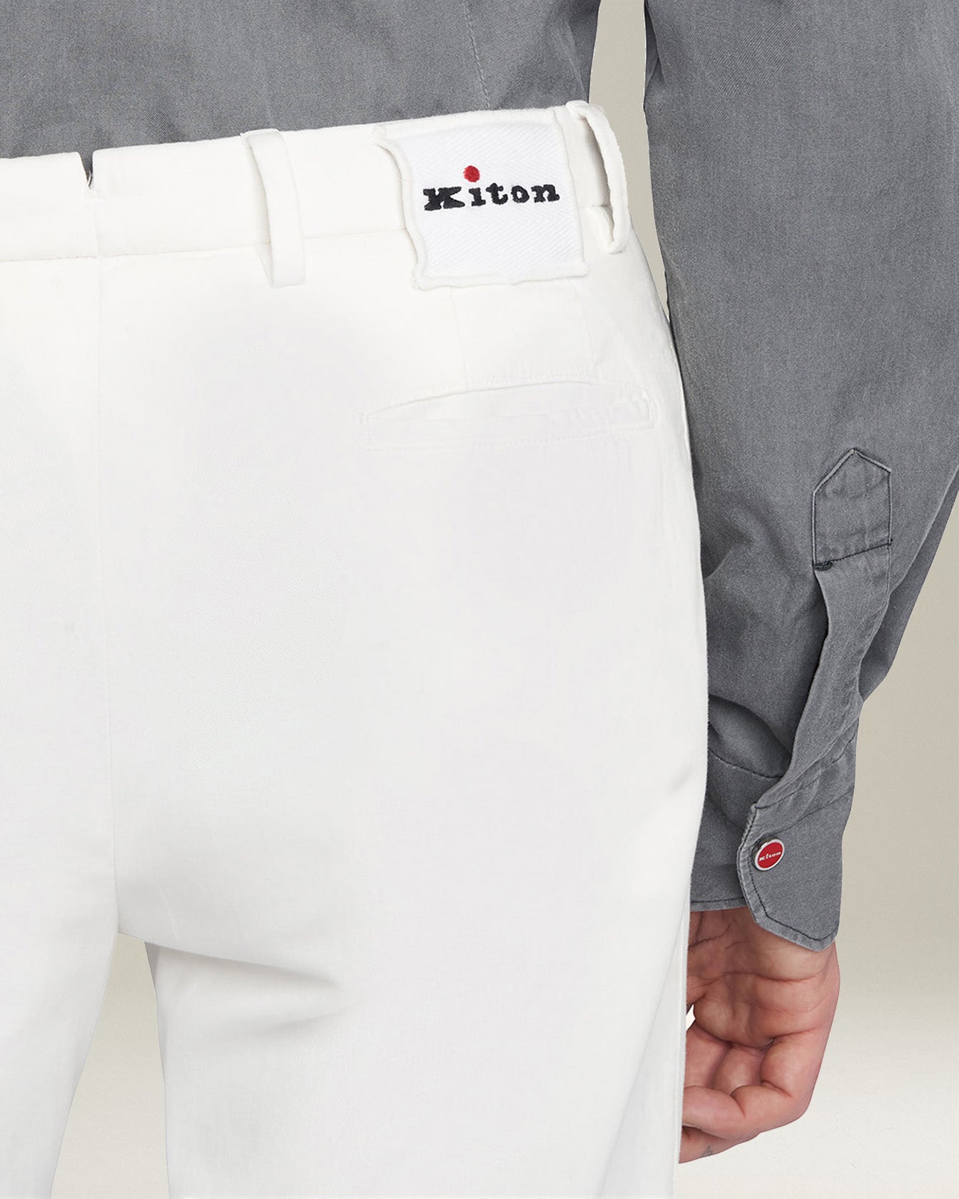 Kiton Chino Baumwollhose Elfenbein Herren Slim Stretch