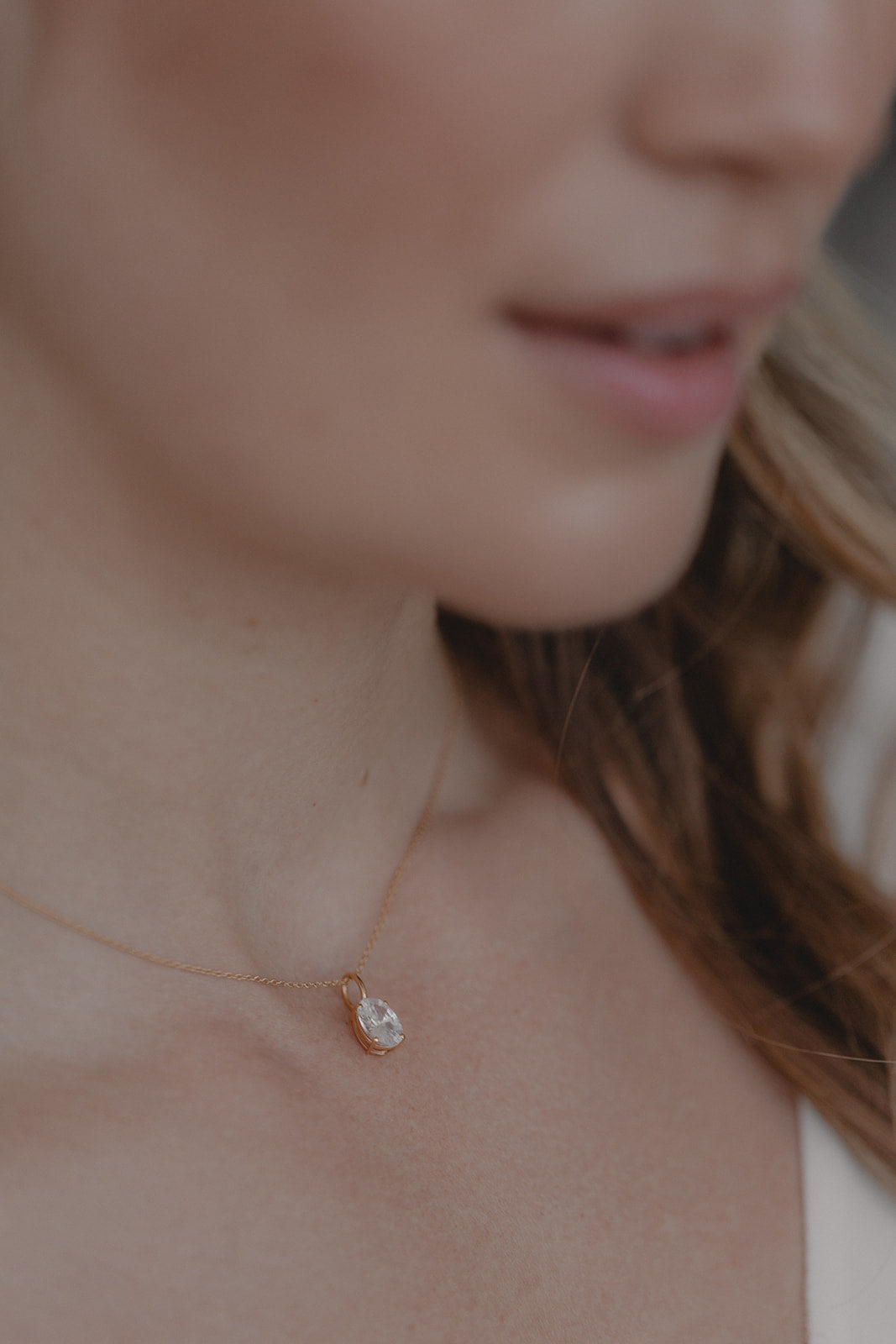 Juvelan Evelyn Hazel Schmuckset Kristall Silber Kette Ohrringe