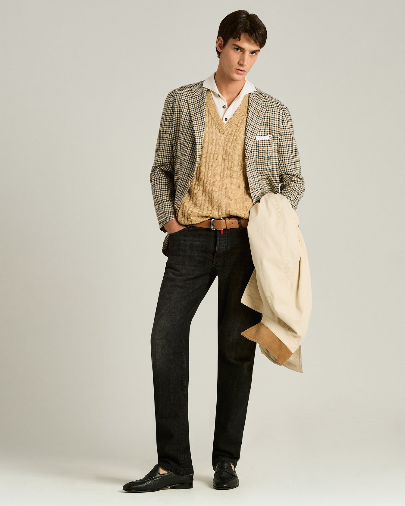 Kiton Knitwear Leinen Pullunder beige Zopfstrick V-Ausschnitt