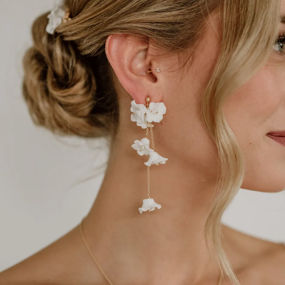 Perlenbräute Coco Blüten Braut Ohrringe Gold Süßwasserperlen