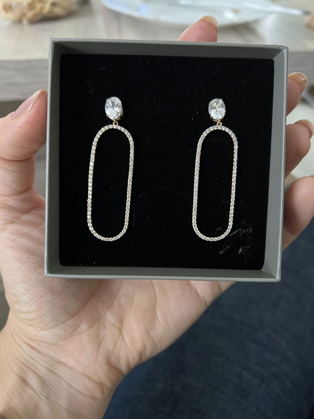 Juvelan Adele Kristall-Ohrringe Oval Silber 5 cm Zirkonia