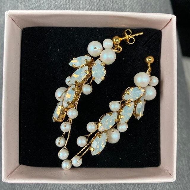 Perlenbräute Anastasia Brautohrringe Perlen Silber white opal