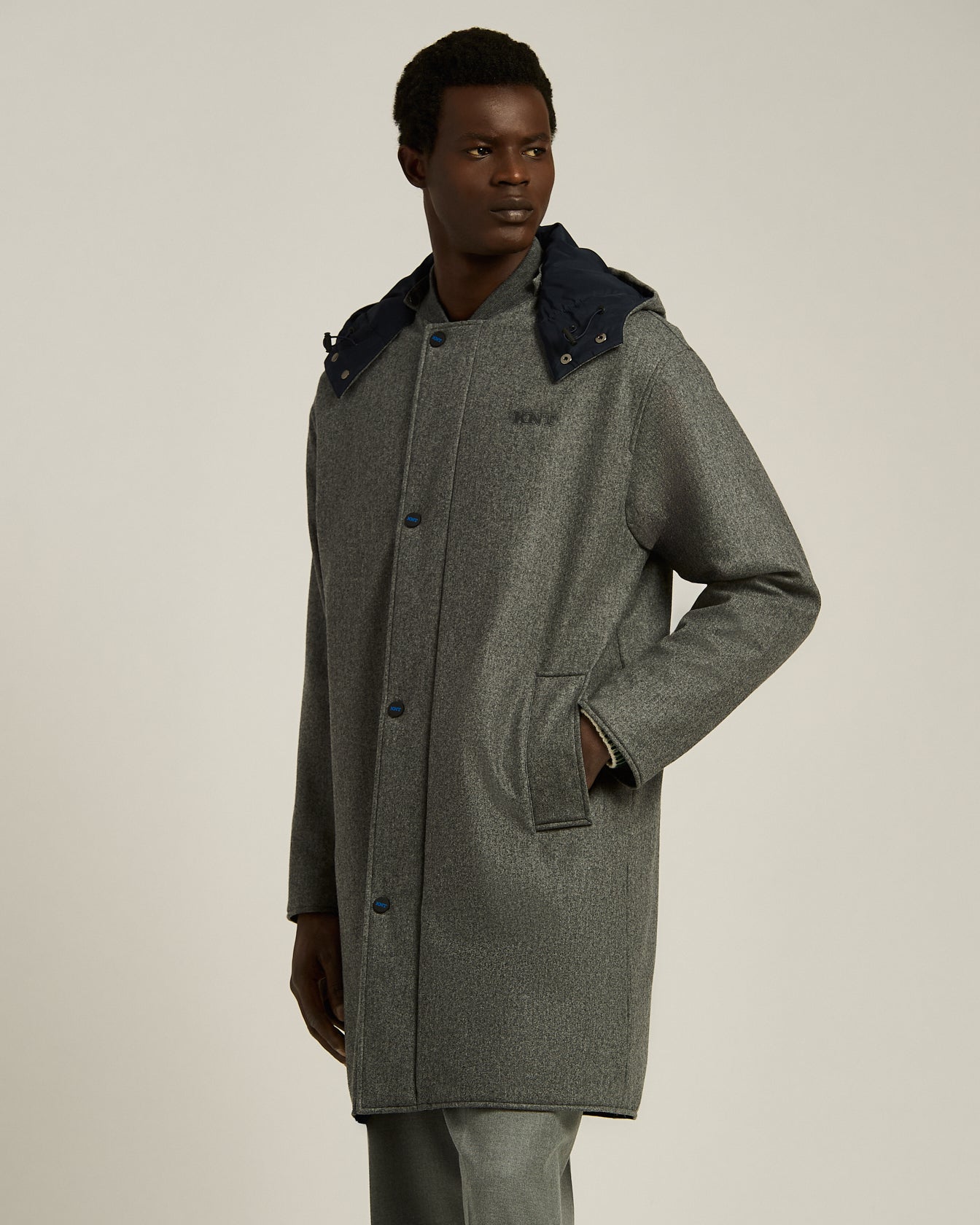 Kiton Outerwear Wollmantel Kapuze Grau Schurwolle Lang