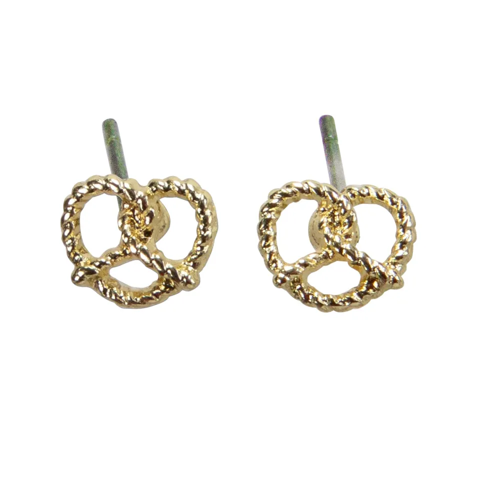 Alpenflüstern DAHEIM Breze Ohrstecker mini Brezel gold DOR064