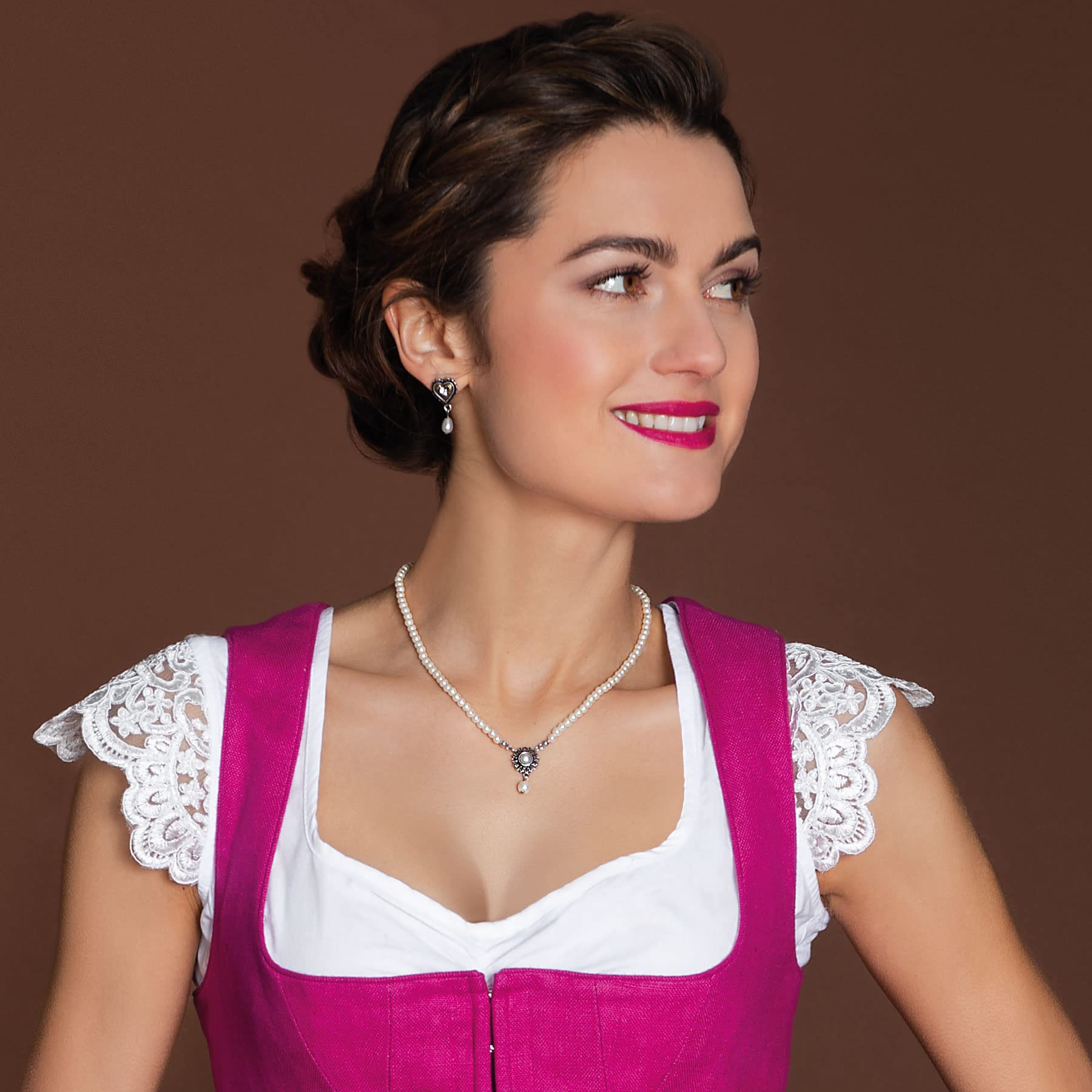 Alpenflüstern Helena DHK318 Dirndlkette creme-weiß Perlen