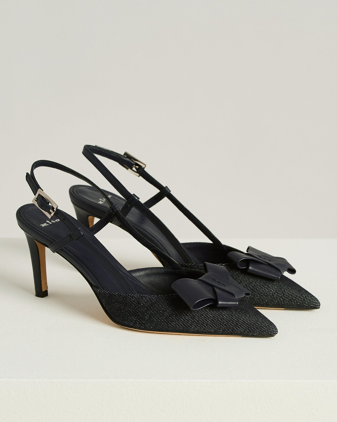 Kiton Court Shoe Slingpumps Blau Baumwolle-Leder Gr.38