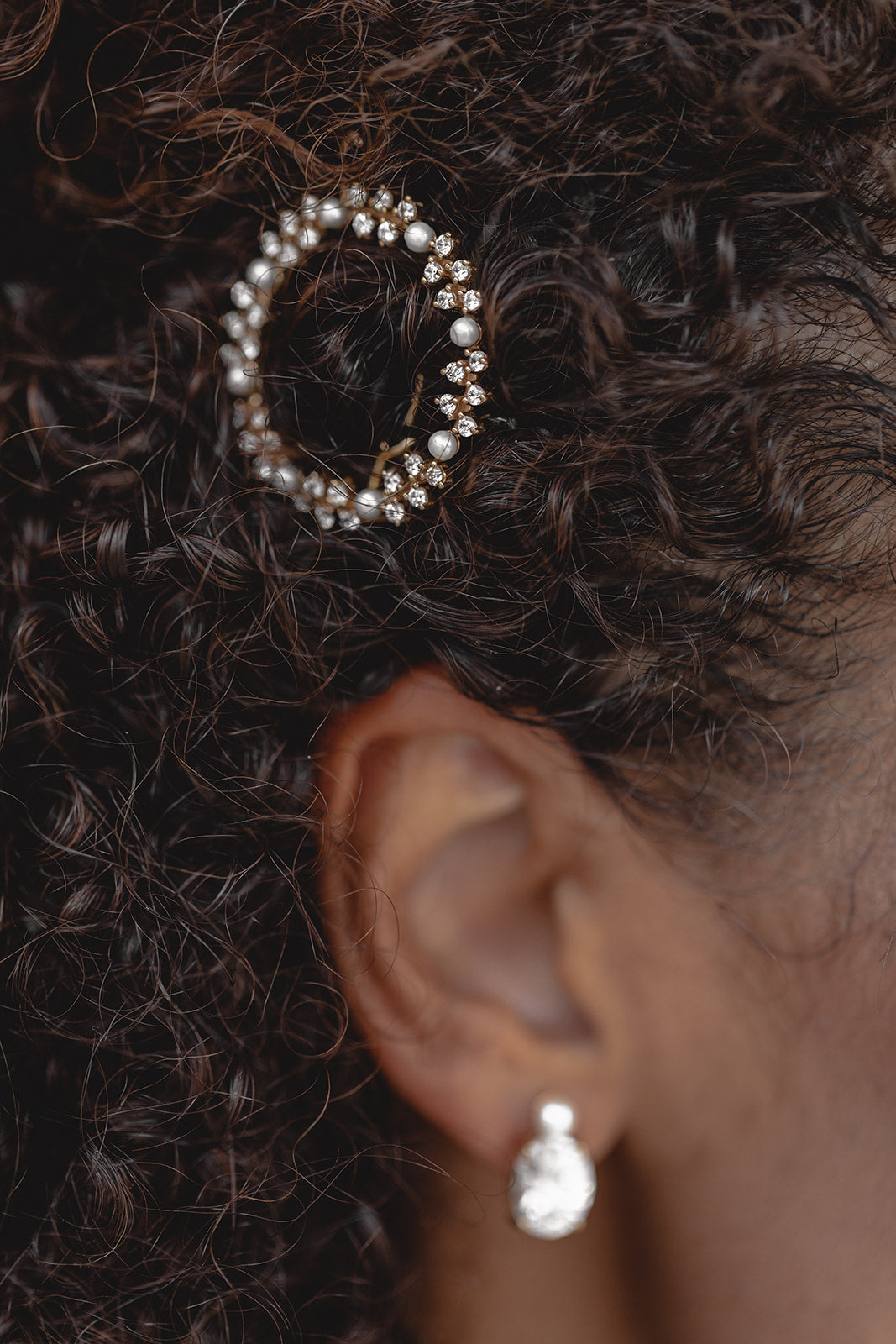 Juvelan Halo Haarclip Perlen Kristalle Silber 3,5cm