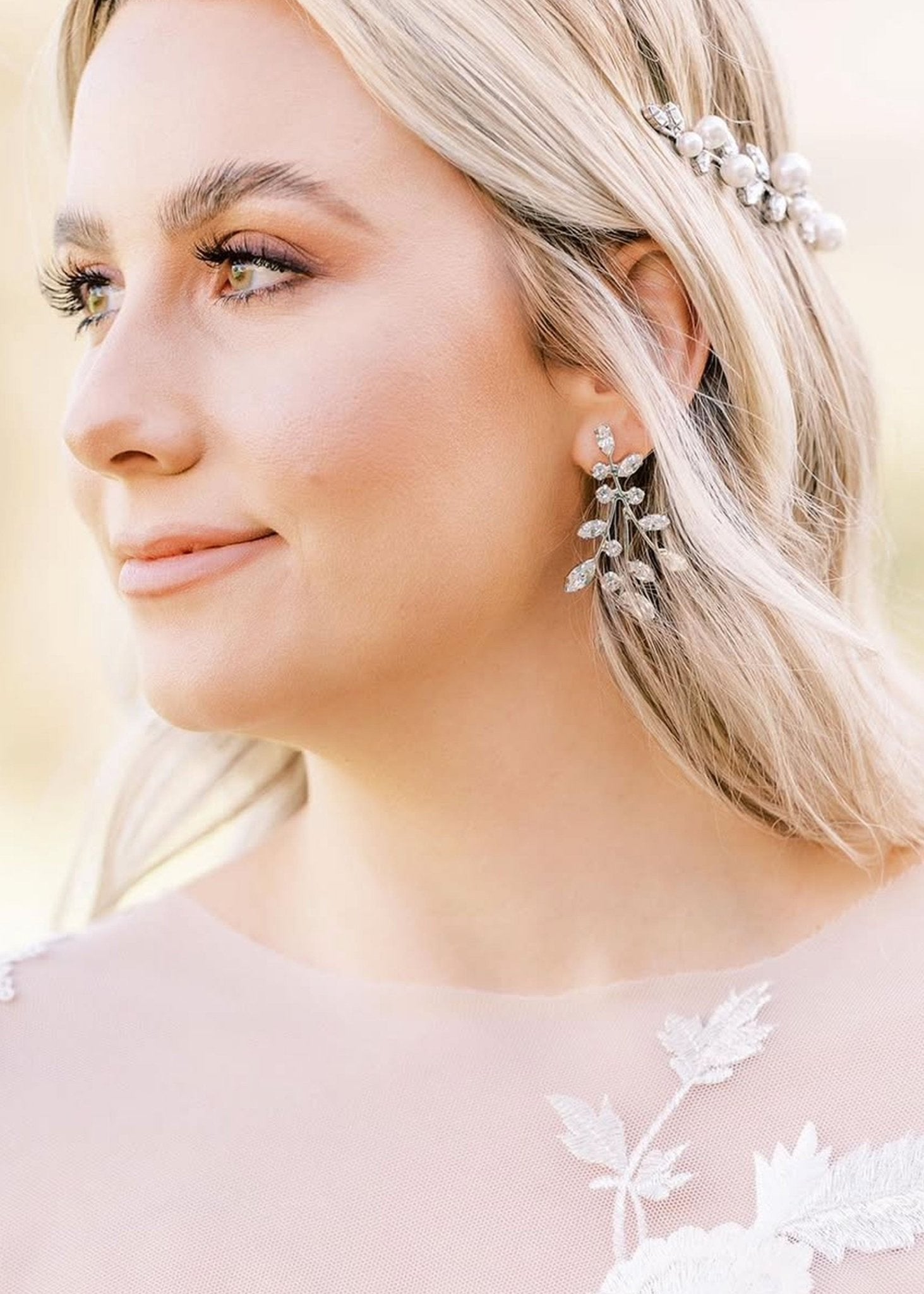 Elizabeth Bower Fleur Stud Ohrringe Rhodium Kristall-Blüte 60mm
