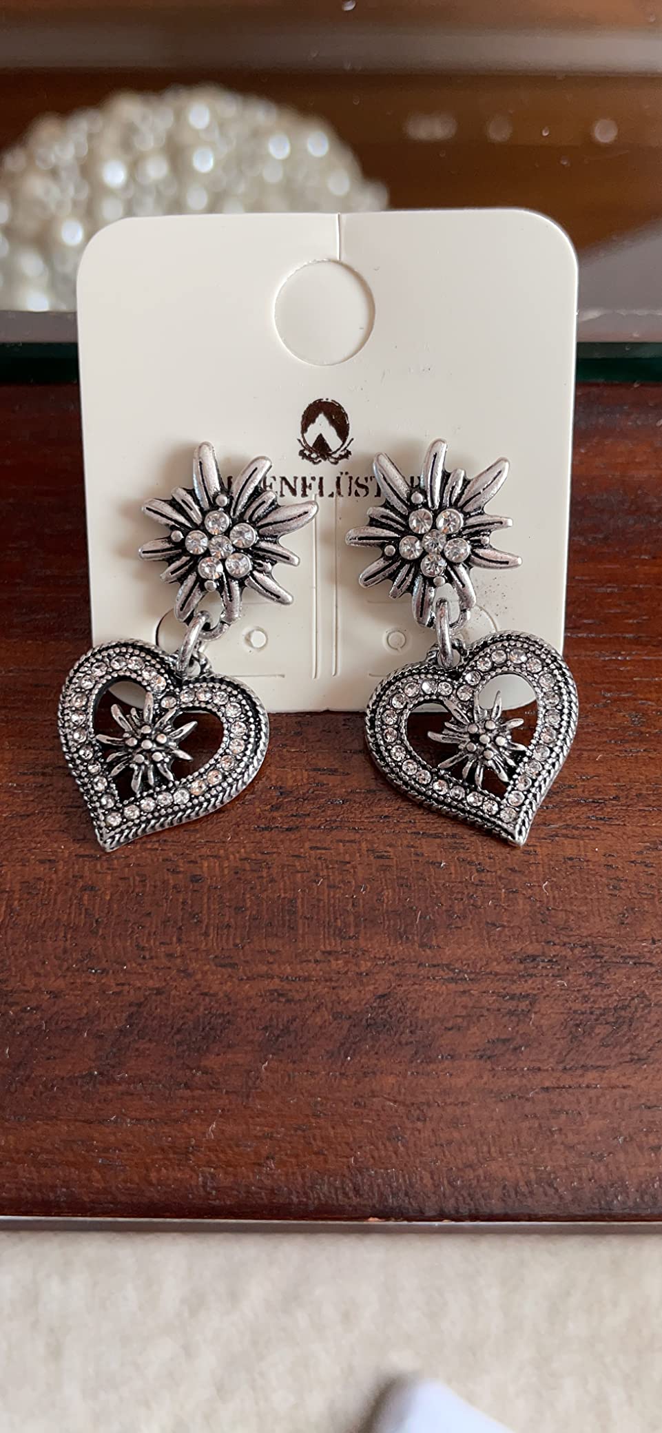Alpenflüstern DAHEIM DOR049 Ohrstecker Edelweiß-Herz Strass