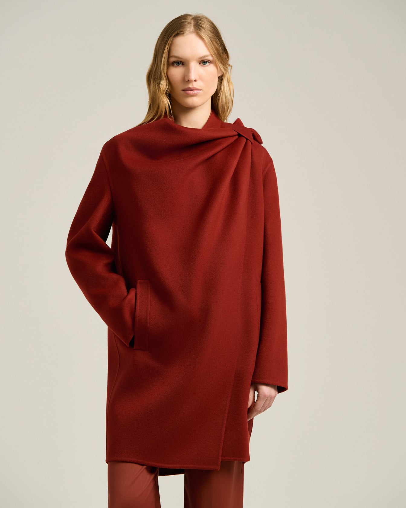 Kiton Outerwear Kaschmirmantel rost Drapierung