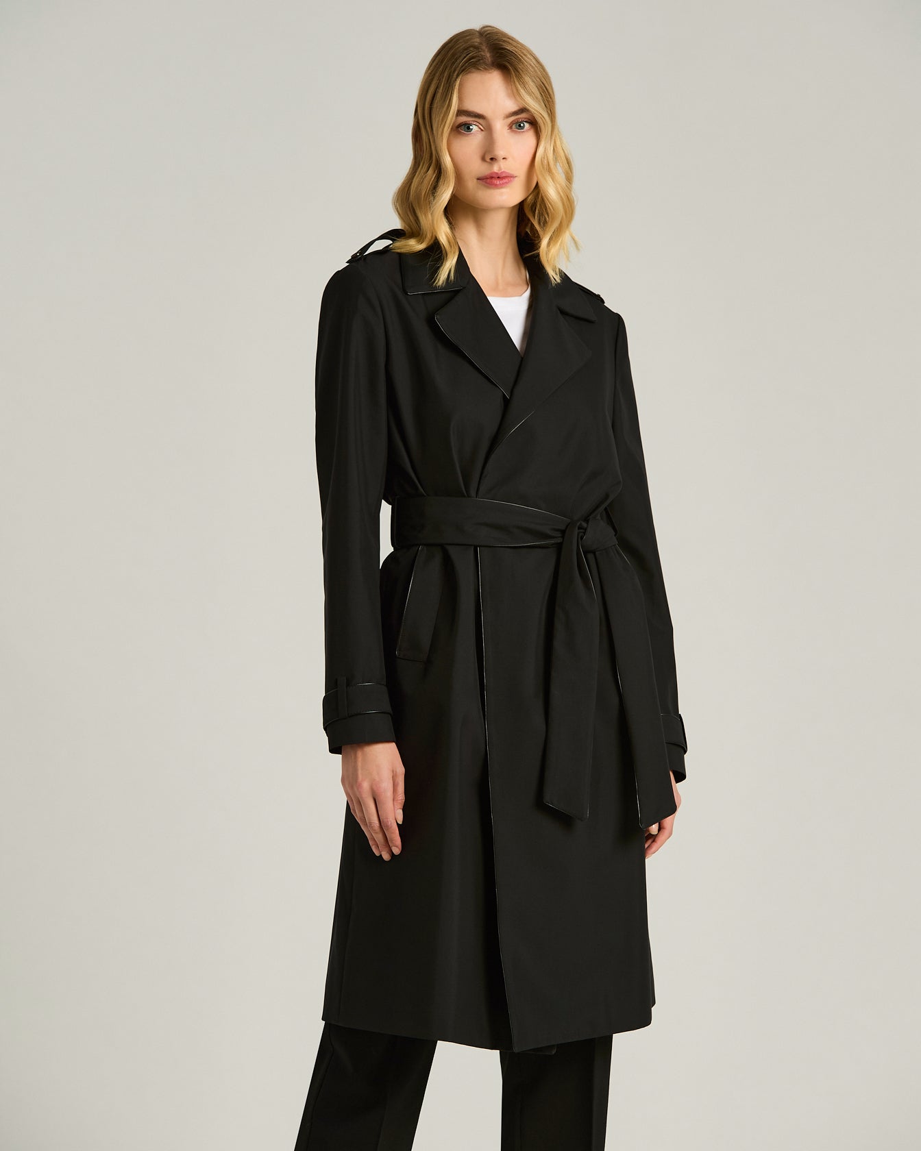 Kiton Seiden-Satin Überzieher schwarz Größe 46