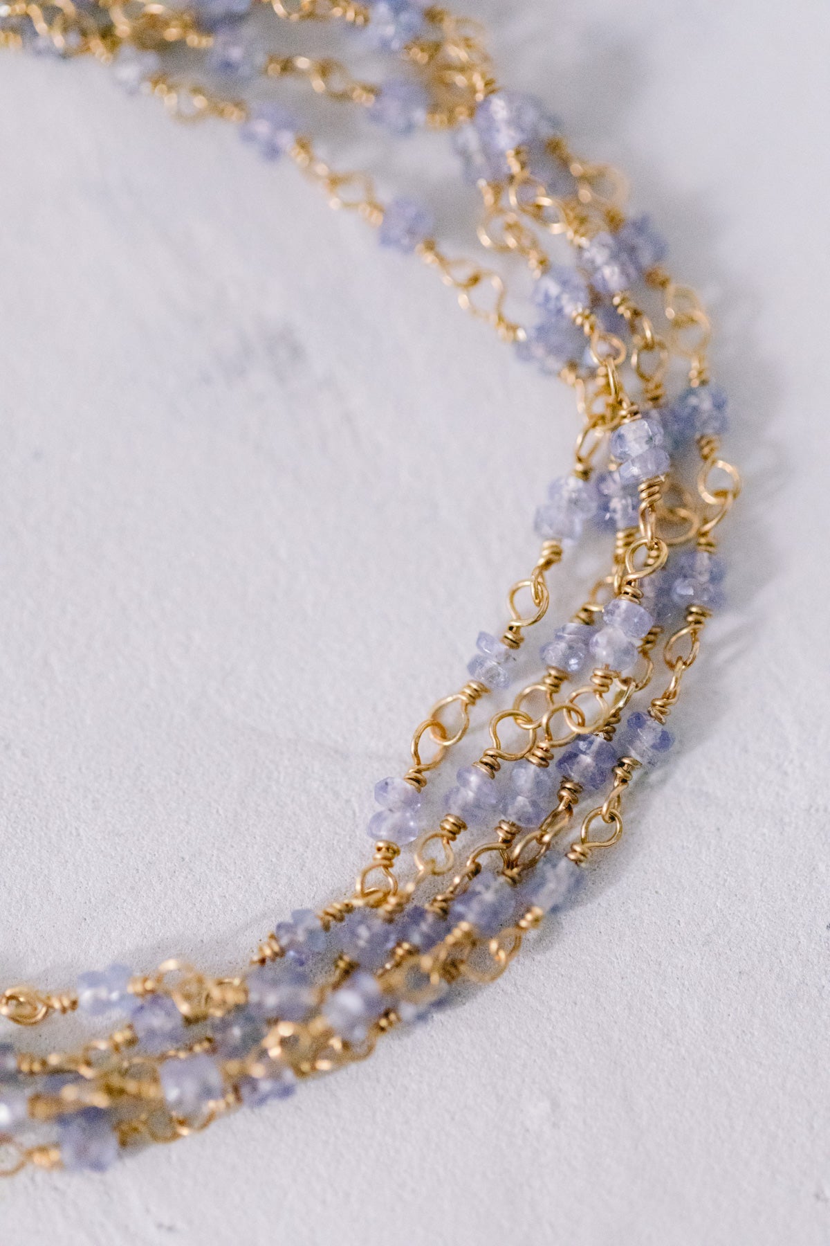 Juvelan Light Blue Chameleon Wickelarmband Gold Tansanit