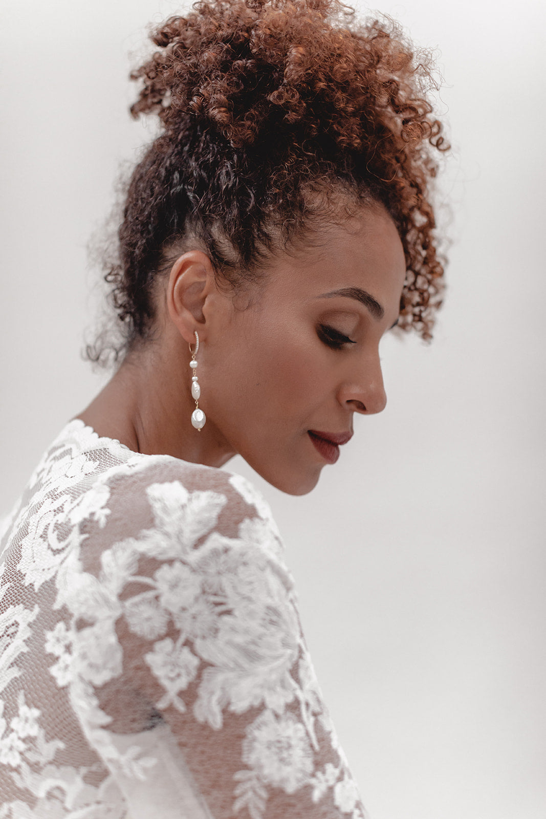 Juvelan Lovestruck Perlenohrringe Silber mit Kristall-Creole